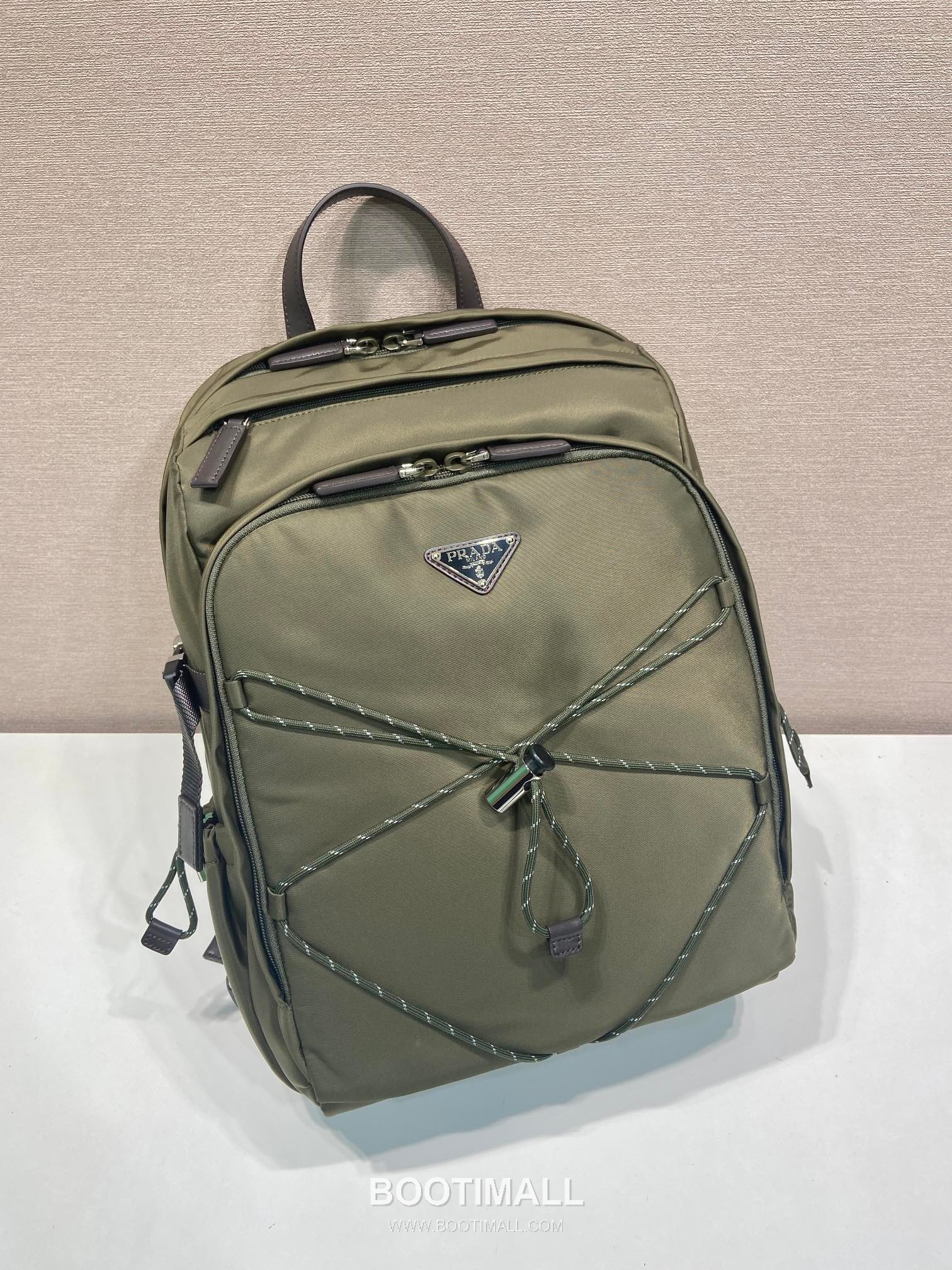 Prada Re-Nylon Backpack with Multi Pocket and Drawcord Detail 프라다 리나일론 멀티 포켓 드로우코드 디테일 백팩 2VZ122 29cm 11
