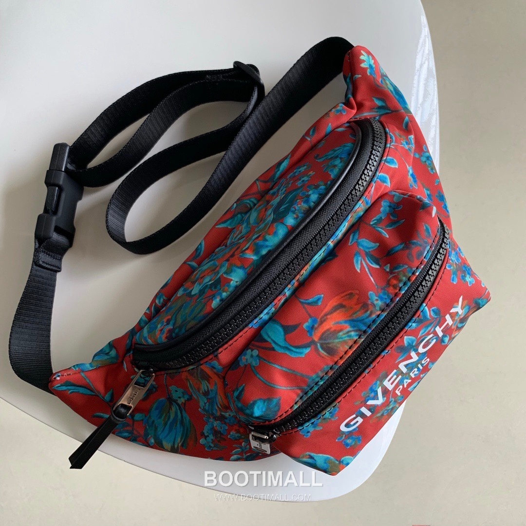 Givenchy Nylon Belt Bag Crossbody with 4G Jacquard Strap and Front Zip Pocket Detail 지방시 나일론 벨트백 크로스바디 4G 자카드 스트랩 프론트 지퍼 포켓 디테일 33cm 1