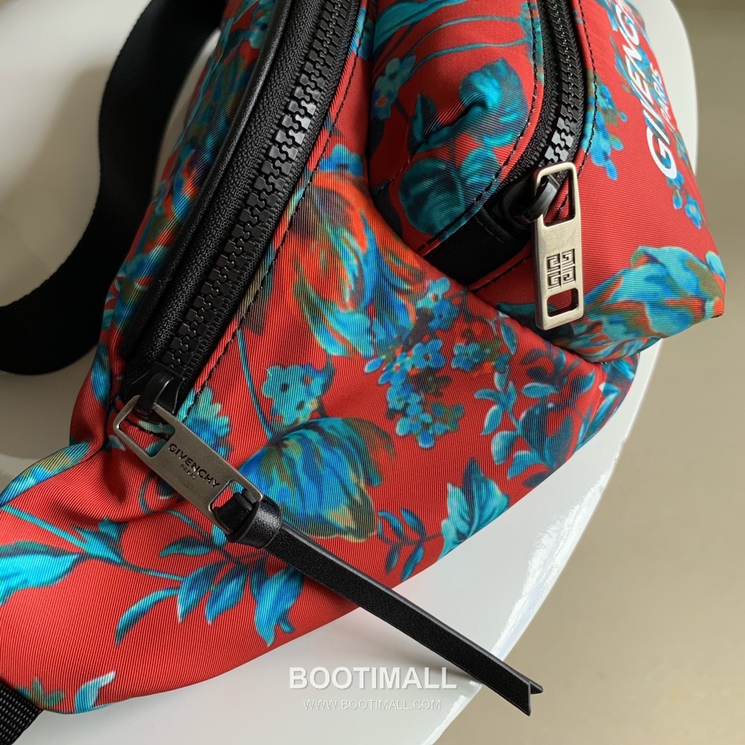 Givenchy Nylon Belt Bag Crossbody with 4G Jacquard Strap and Front Zip Pocket Detail 지방시 나일론 벨트백 크로스바디 4G 자카드 스트랩 프론트 지퍼 포켓 디테일 33cm 6