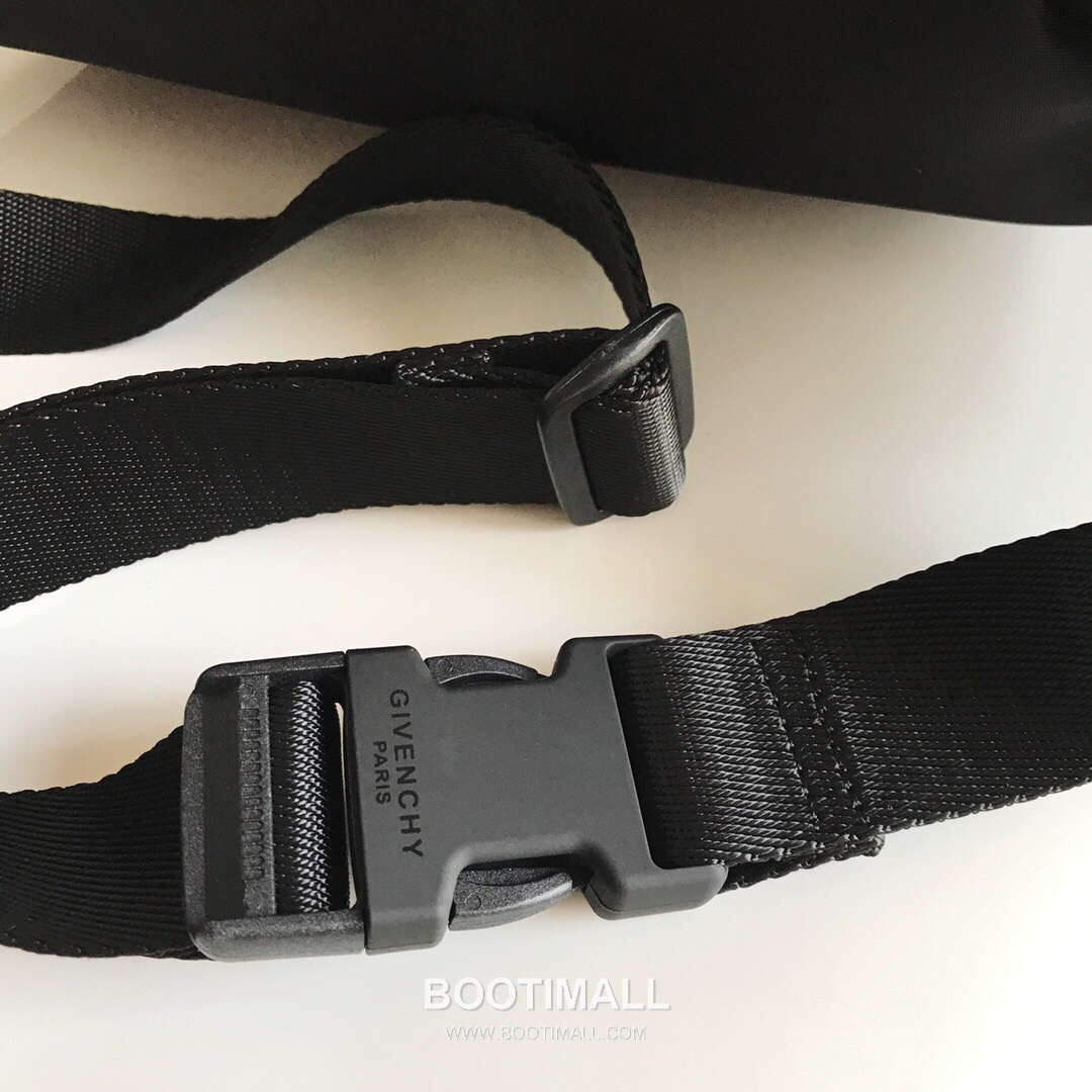 Givenchy Nylon Belt Bag Crossbody with 4G Jacquard Strap and Front Zip Pocket Detail 지방시 나일론 벨트백 크로스바디 4G 자카드 스트랩 프론트 지퍼 포켓 디테일 33cm 7