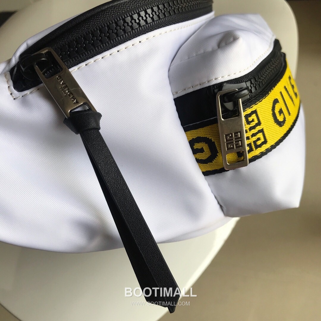 Givenchy Nylon Belt Bag Crossbody with 4G Jacquard Strap and Front Zip Pocket Detail 지방시 나일론 벨트백 크로스바디 4G 자카드 스트랩 프론트 지퍼 포켓 디테일 33cm 4