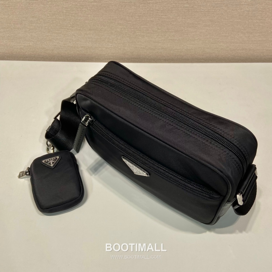 Prada Re-Nylon Three-in-One Shoulder Bag with Detachable Mini Pouch Strap Detail 프라다 리나일론 탈부착 미니 파우치 스트랩 삼합일 숄더백 1BC167 23cm 7
