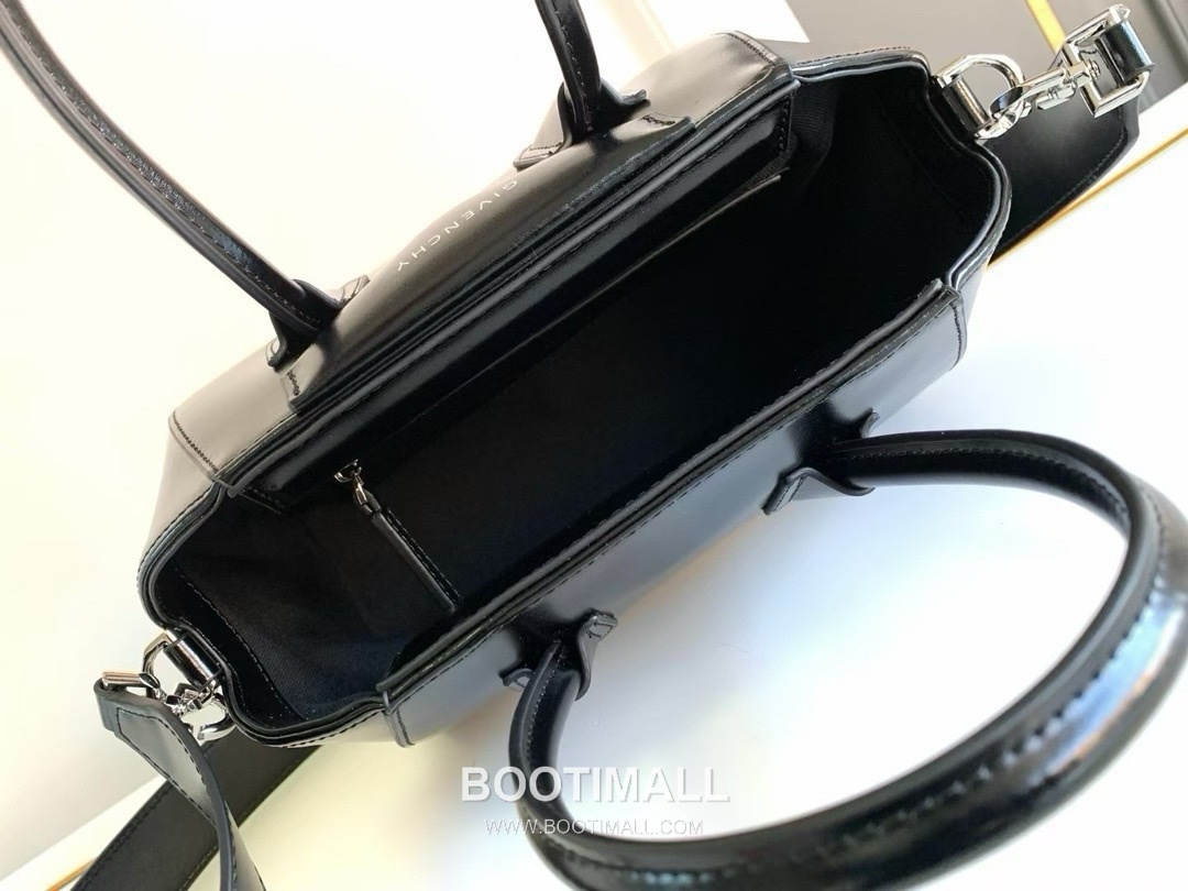 Givenchy Antigona Box Leather Tote Bag with Gold Hardware Detail 지방시 안티고나 박스 레더 골드 하드웨어 토트백 9981-3 22cm 8