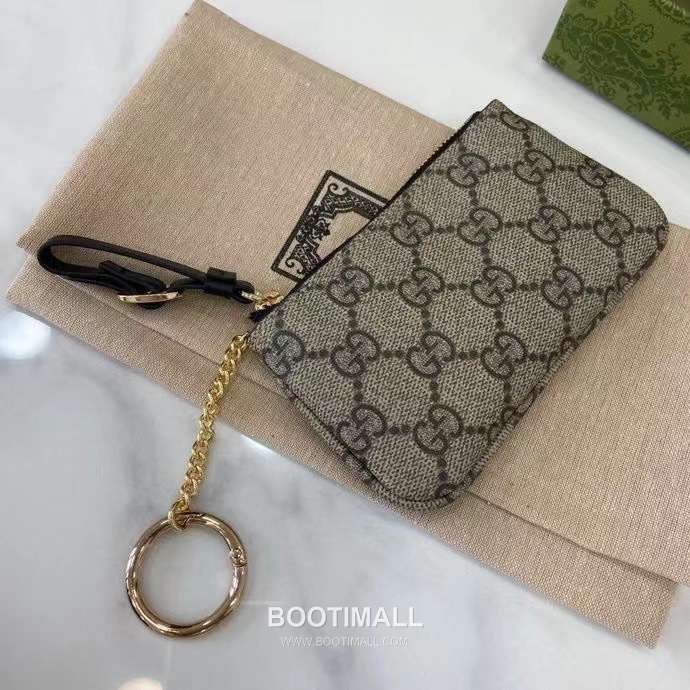 Gucci GG Emblem Canvas Card Holder with Leather Wrist Strap Detail 구찌 GG 엠블럼 캔버스 가죽 손목 스트랩 카드홀더 819113 12cm 6