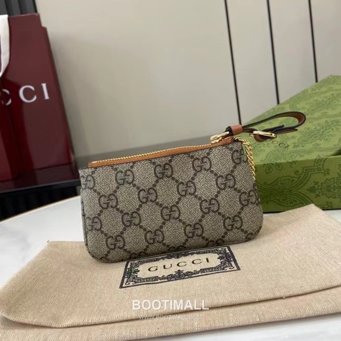 Gucci GG Emblem Canvas Card Holder with Leather Wrist Strap Detail 구찌 GG 엠블럼 캔버스 가죽 손목 스트랩 카드홀더 819113 12cm 3