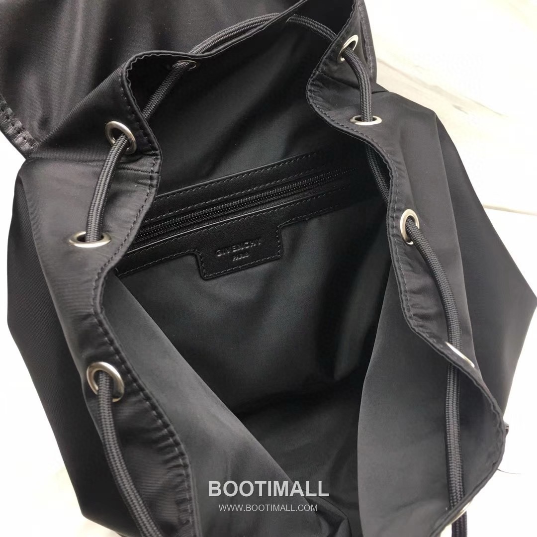 Givenchy Nylon Canvas Backpack with Calfskin Trim and Drawstring Closure Detail 지방시 나일론 캔버스 카프스킨 트림 드로우스트링 백팩 29913-2 30cm 9