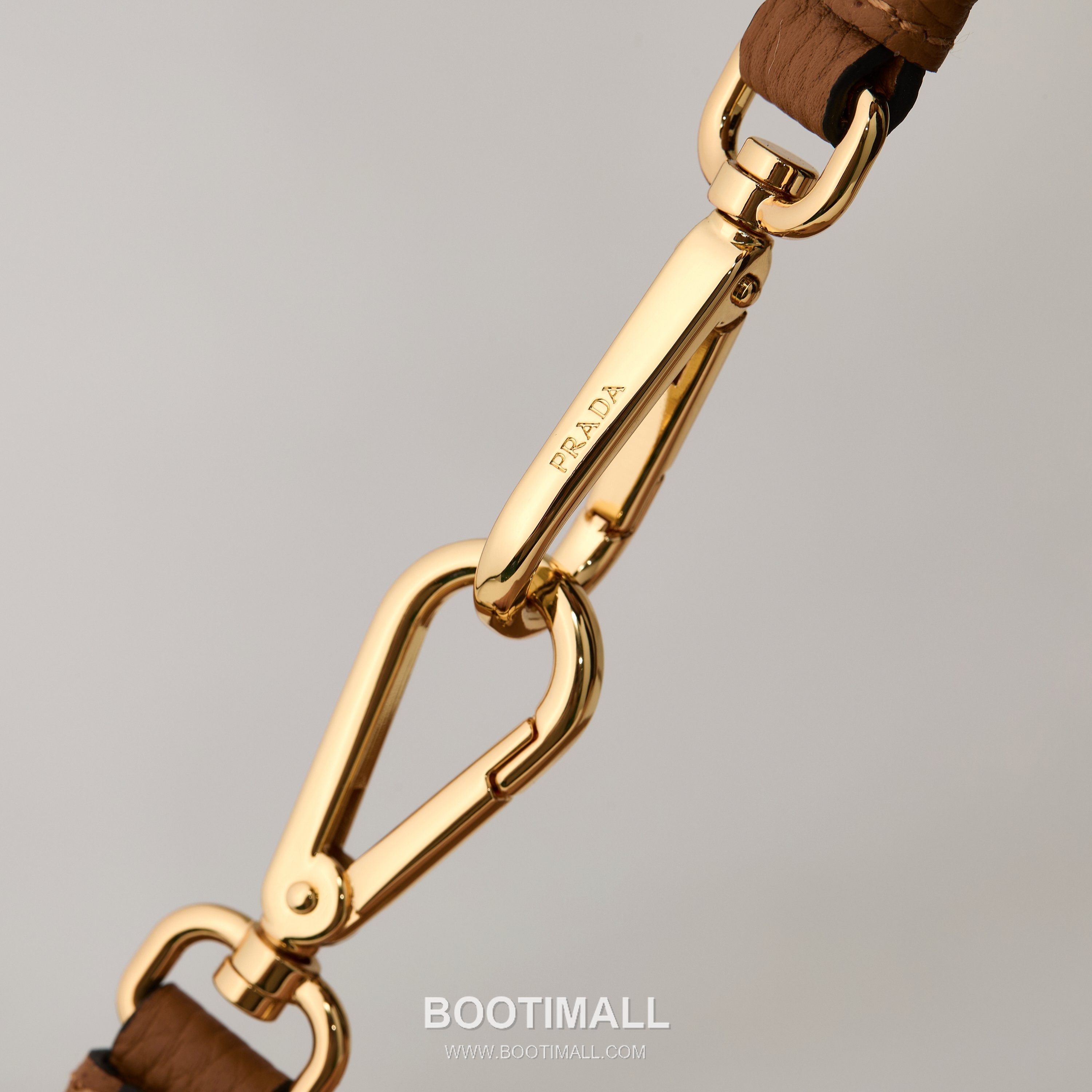 Prada Leather Mini Tote Bag with Triangle Logo and Dual Strap Detail 프라다 레더 트라이앵글 로고 듀얼 스트랩 미니 토트백 1BH191-1 19cm 6