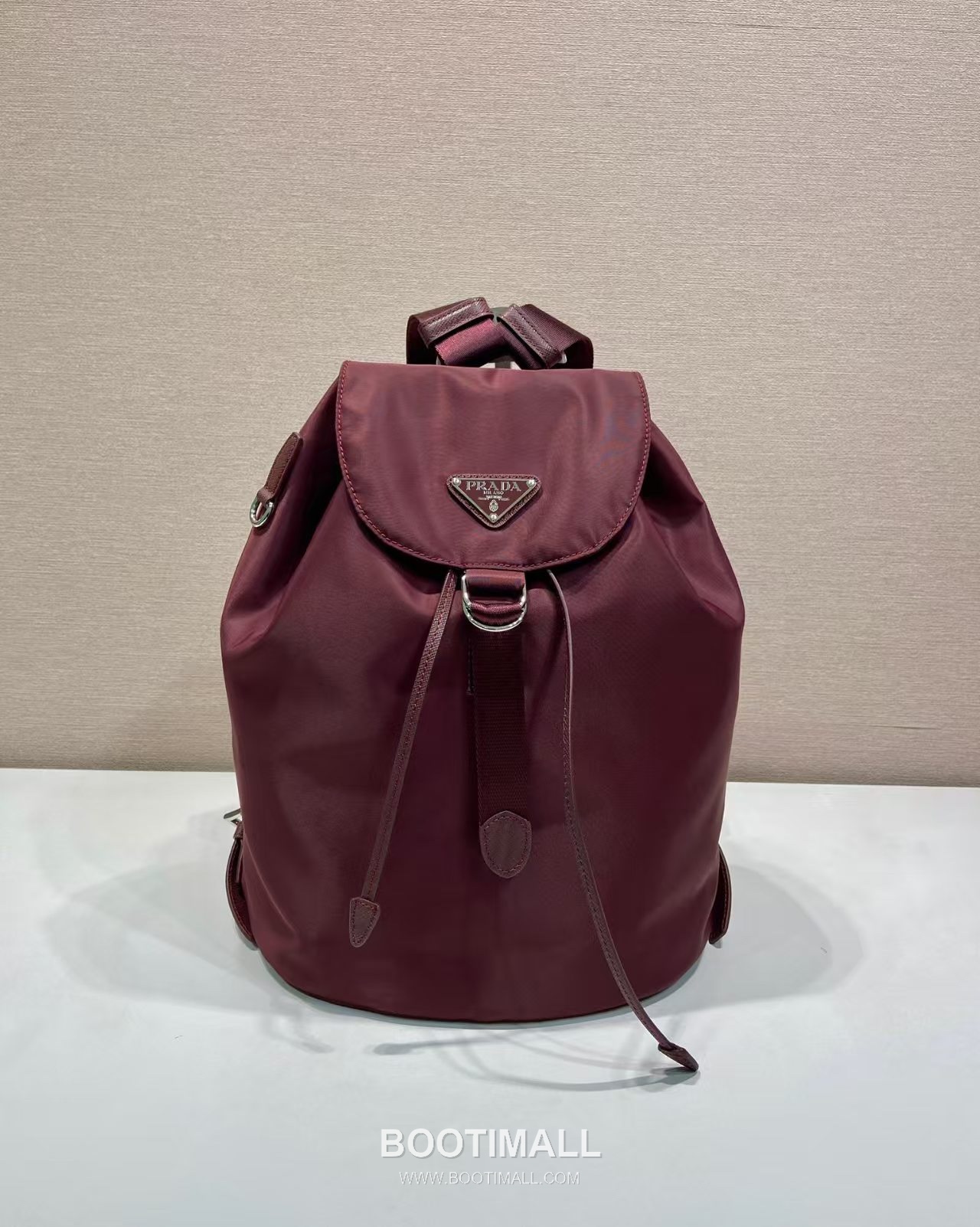 Prada Re-Nylon Backpack with Saffiano Leather Trim and Minimal Strap Design 프라다 리나일론 사피아노 가죽 트림 미니멀 스트랩 백팩 1BZ0197 25cm 1