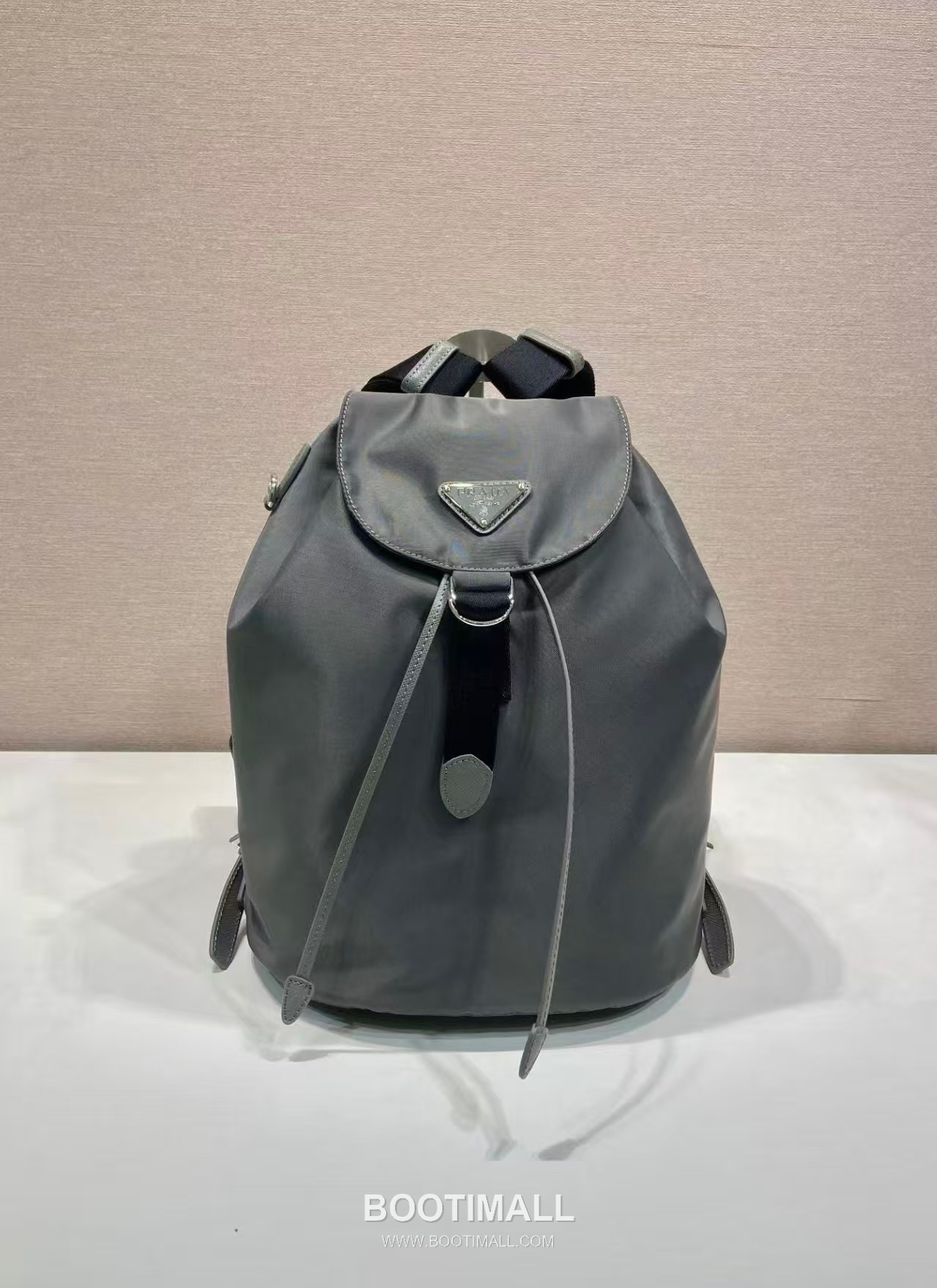 Prada Re-Nylon Backpack with Saffiano Leather Trim and Minimal Strap Design 프라다 리나일론 사피아노 가죽 트림 미니멀 스트랩 백팩 1BZ0197 25cm 1