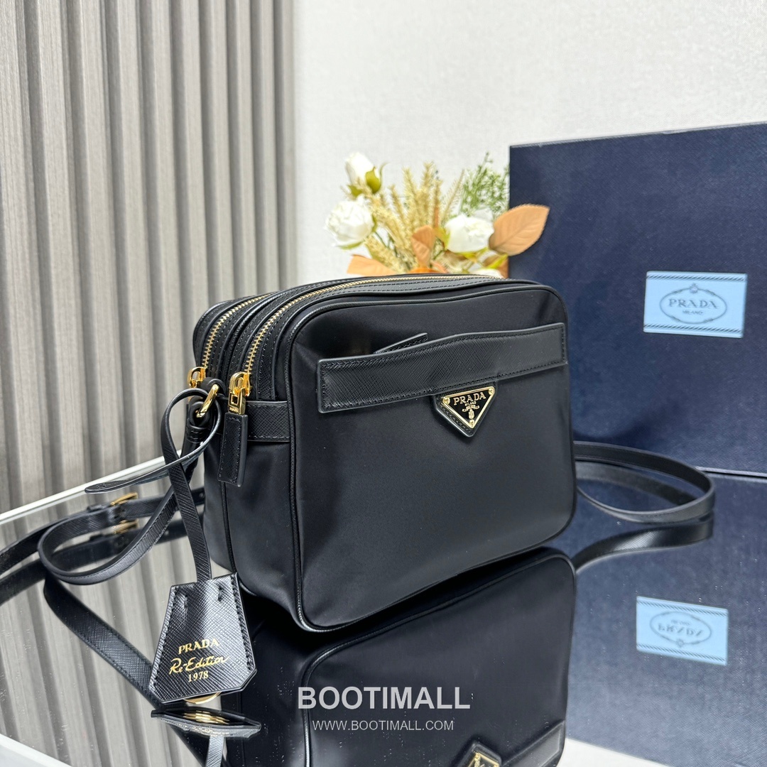Prada Re-Nylon Crossbody Bag with Saffiano Leather Trim and Triple Zip Pocket Detail 프라다 리나일론 사피아노 가죽 트림 트리플 지퍼 포켓 크로스바디백 1BH218 21cm 2
