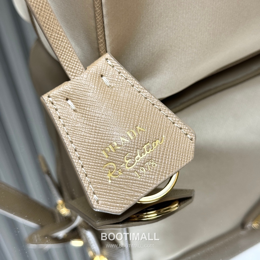 Prada Re-Nylon Crossbody Bag with Saffiano Leather Trim and Triple Zip Pocket Detail 프라다 리나일론 사피아노 가죽 트림 트리플 지퍼 포켓 크로스바디백 1BH218 21cm 8