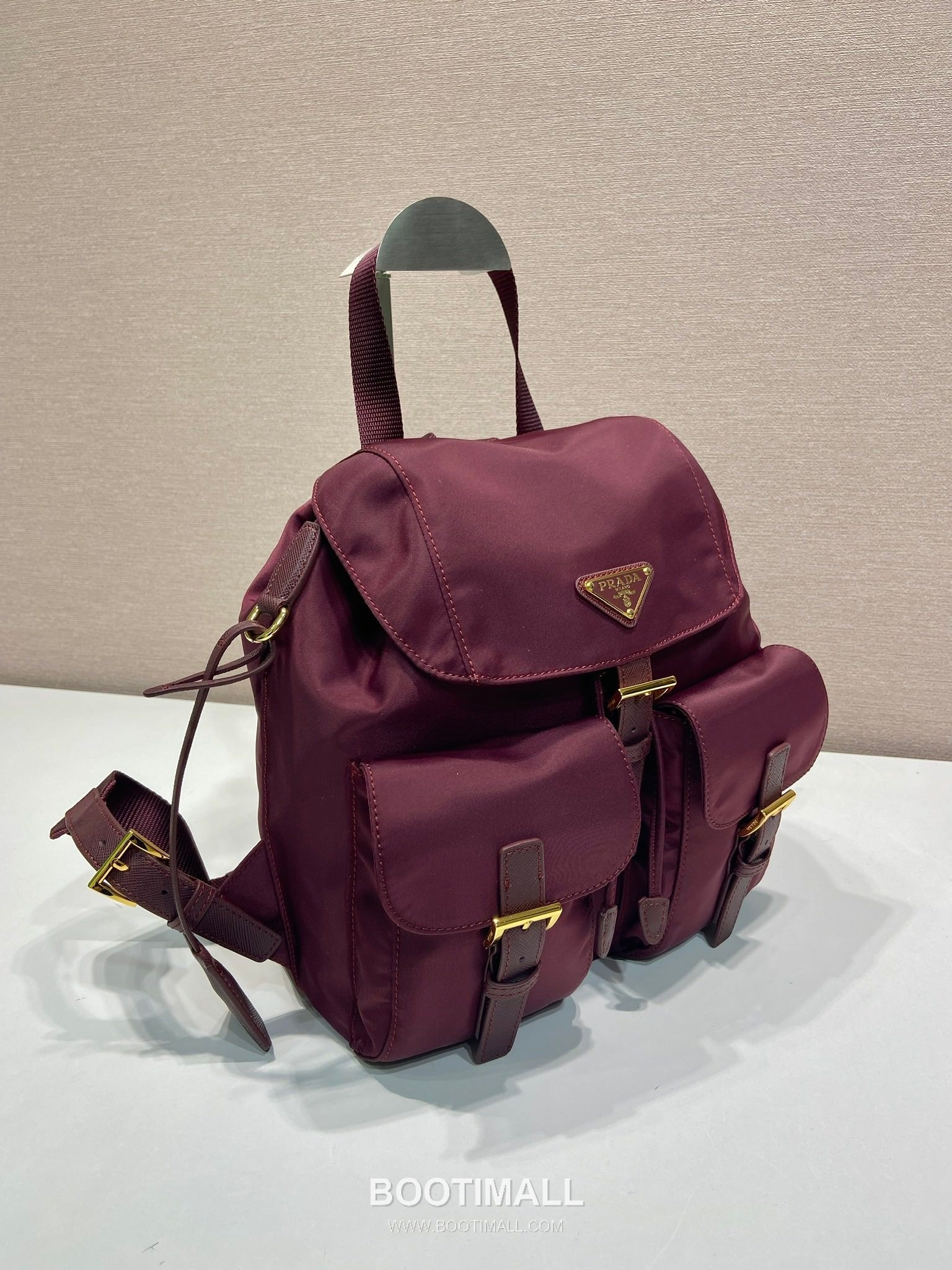 Prada Triangle Logo Lambskin Flap Backpack with Dual Front Pocket Detail 프라다 트라이앵글 로고 램스킨 플랩 백팩 듀얼 포켓 1BZ677 30cm 2