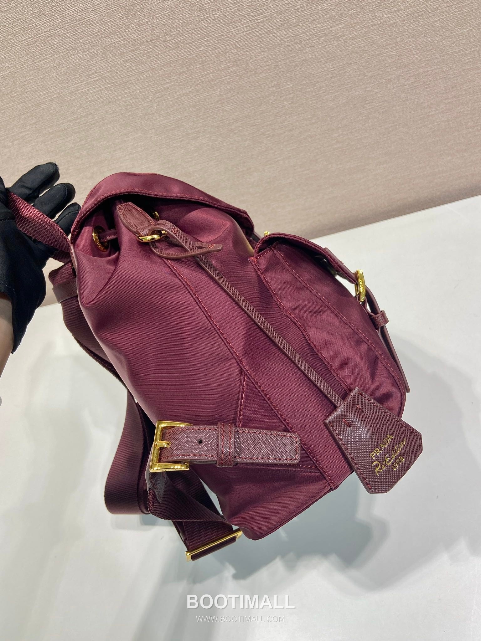Prada Triangle Logo Lambskin Flap Backpack with Dual Front Pocket Detail 프라다 트라이앵글 로고 램스킨 플랩 백팩 듀얼 포켓 1BZ677 30cm 5