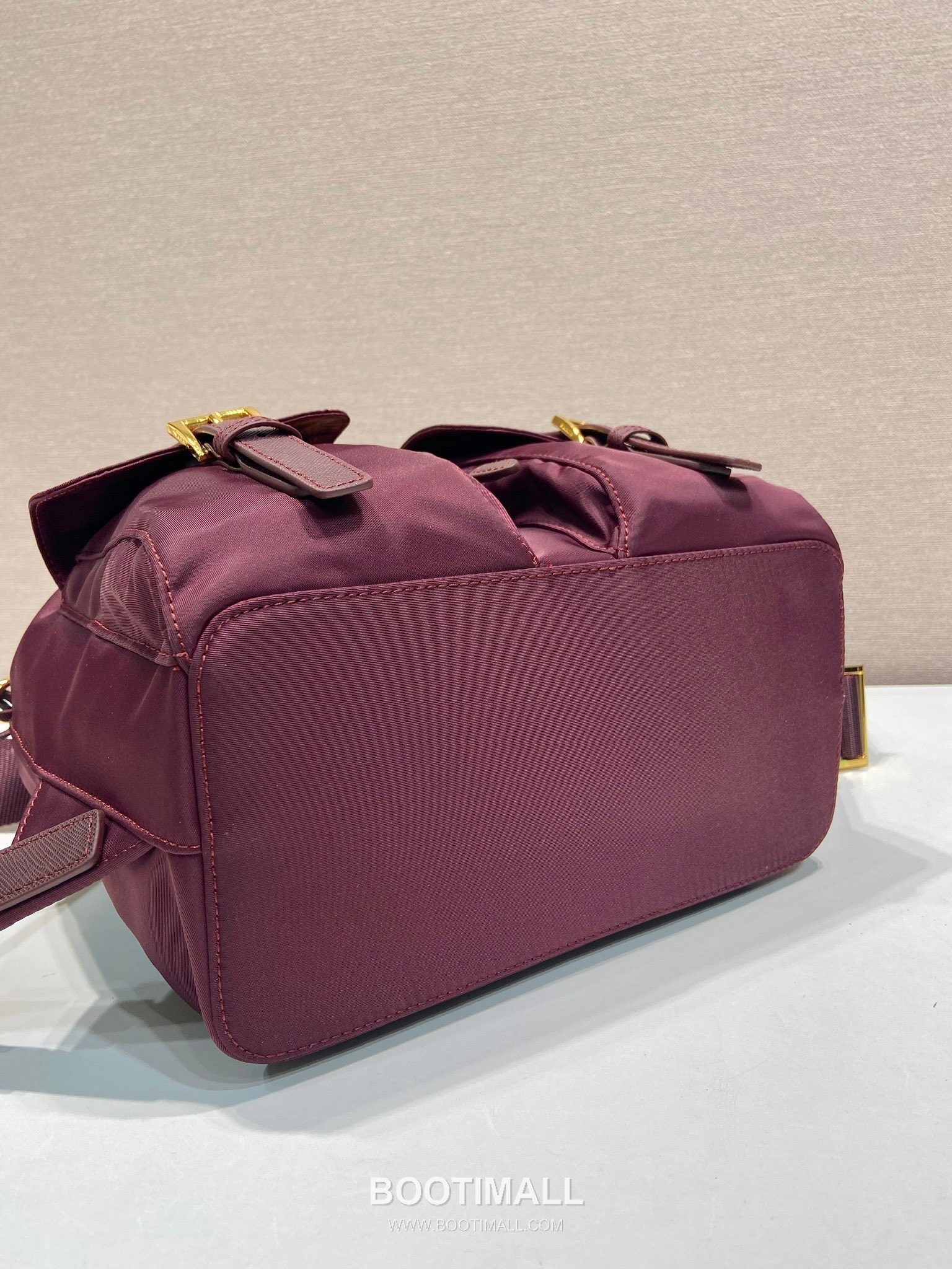 Prada Triangle Logo Lambskin Flap Backpack with Dual Front Pocket Detail 프라다 트라이앵글 로고 램스킨 플랩 백팩 듀얼 포켓 1BZ677 30cm 6