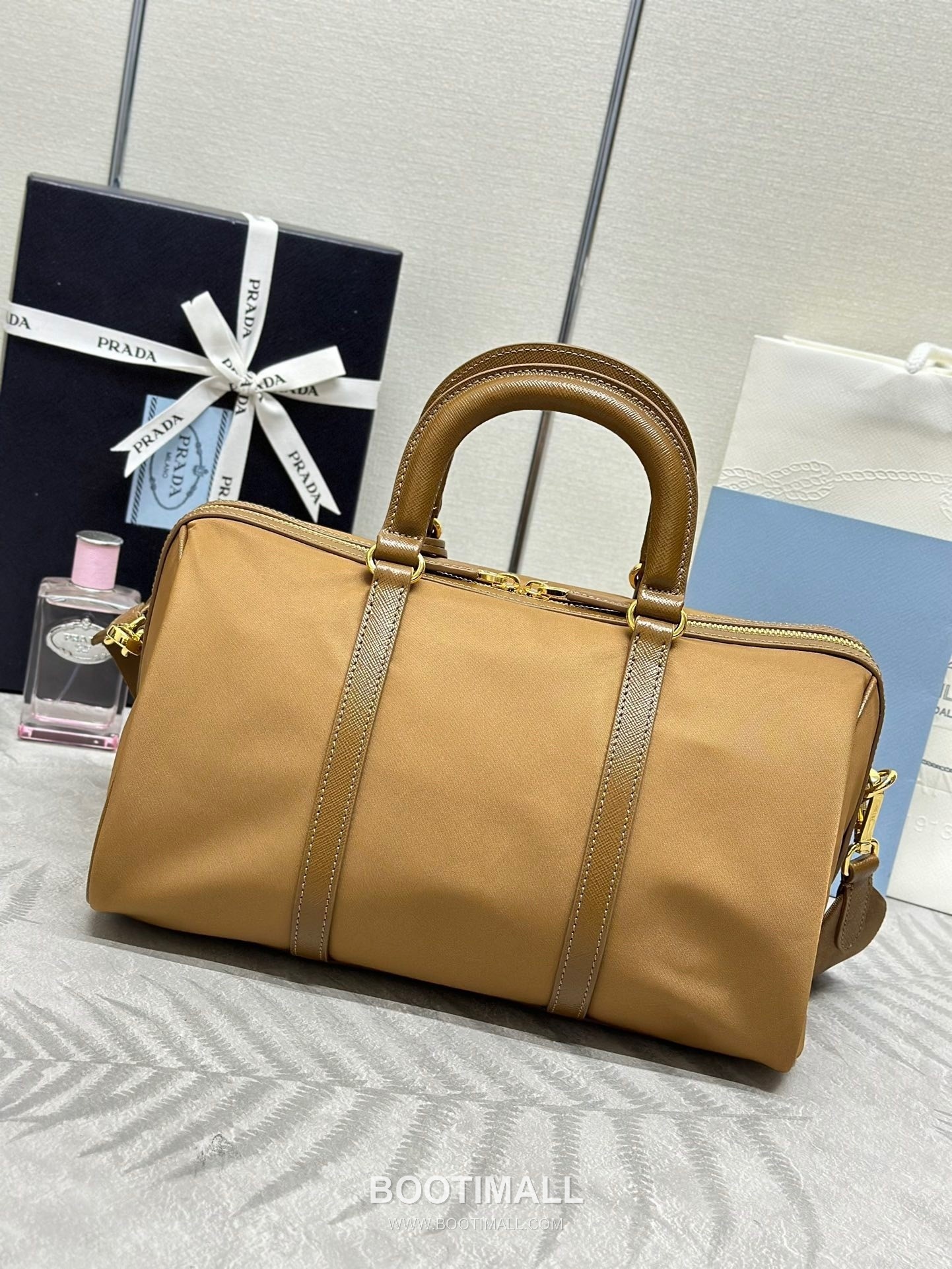 Prada Re-Nylon Saffiano Leather Trim Top Handle Bag with Shoulder Strap 프라다 리나일론 사피아노 가죽 트림 탑핸들 숄더백 스트랩 1BB233 31cm 2