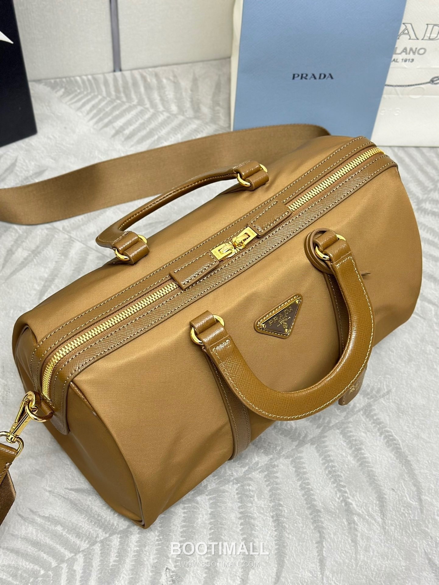 Prada Re-Nylon Saffiano Leather Trim Top Handle Bag with Shoulder Strap 프라다 리나일론 사피아노 가죽 트림 탑핸들 숄더백 스트랩 1BB233 31cm 6