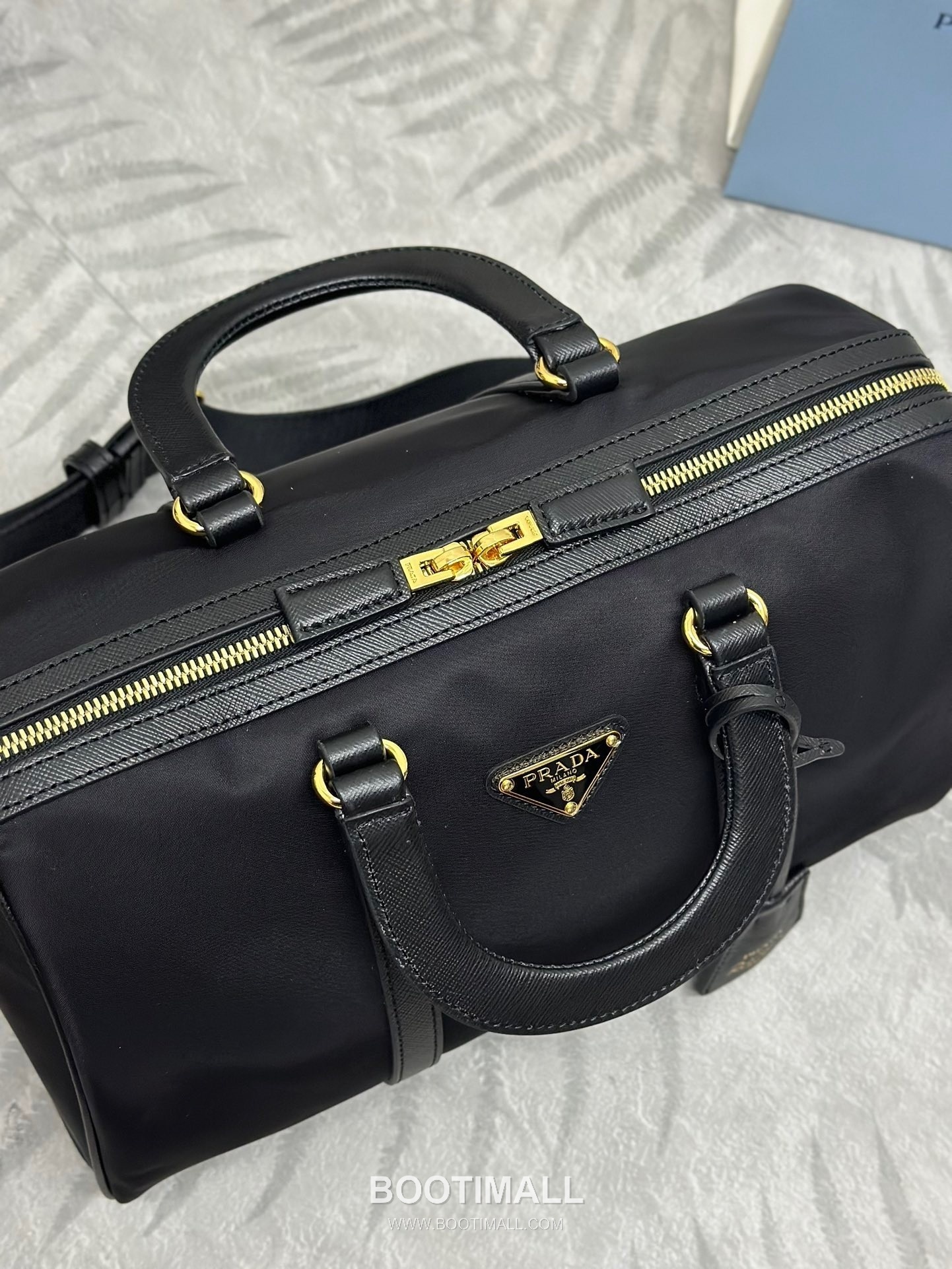 Prada Re-Nylon Saffiano Leather Trim Top Handle Bag with Shoulder Strap 프라다 리나일론 사피아노 가죽 트림 탑핸들 숄더백 스트랩 1BB233 31cm 6