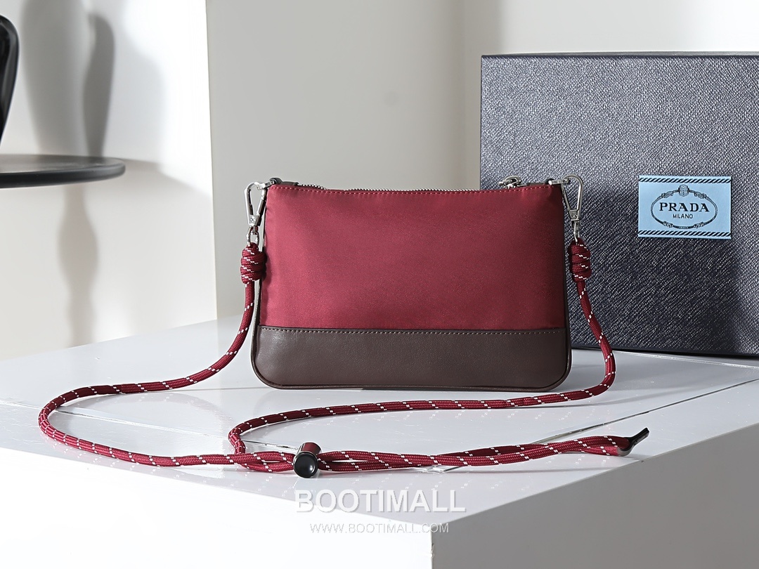 Prada Re-Nylon Smartphone Pouch with Strap Detail 프라다 리나일론 스마트폰 파우치 스트랩 디테일 2ZT073 22cm 3