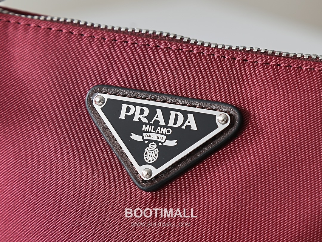 Prada Re-Nylon Smartphone Pouch with Strap Detail 프라다 리나일론 스마트폰 파우치 스트랩 디테일 2ZT073 22cm 6