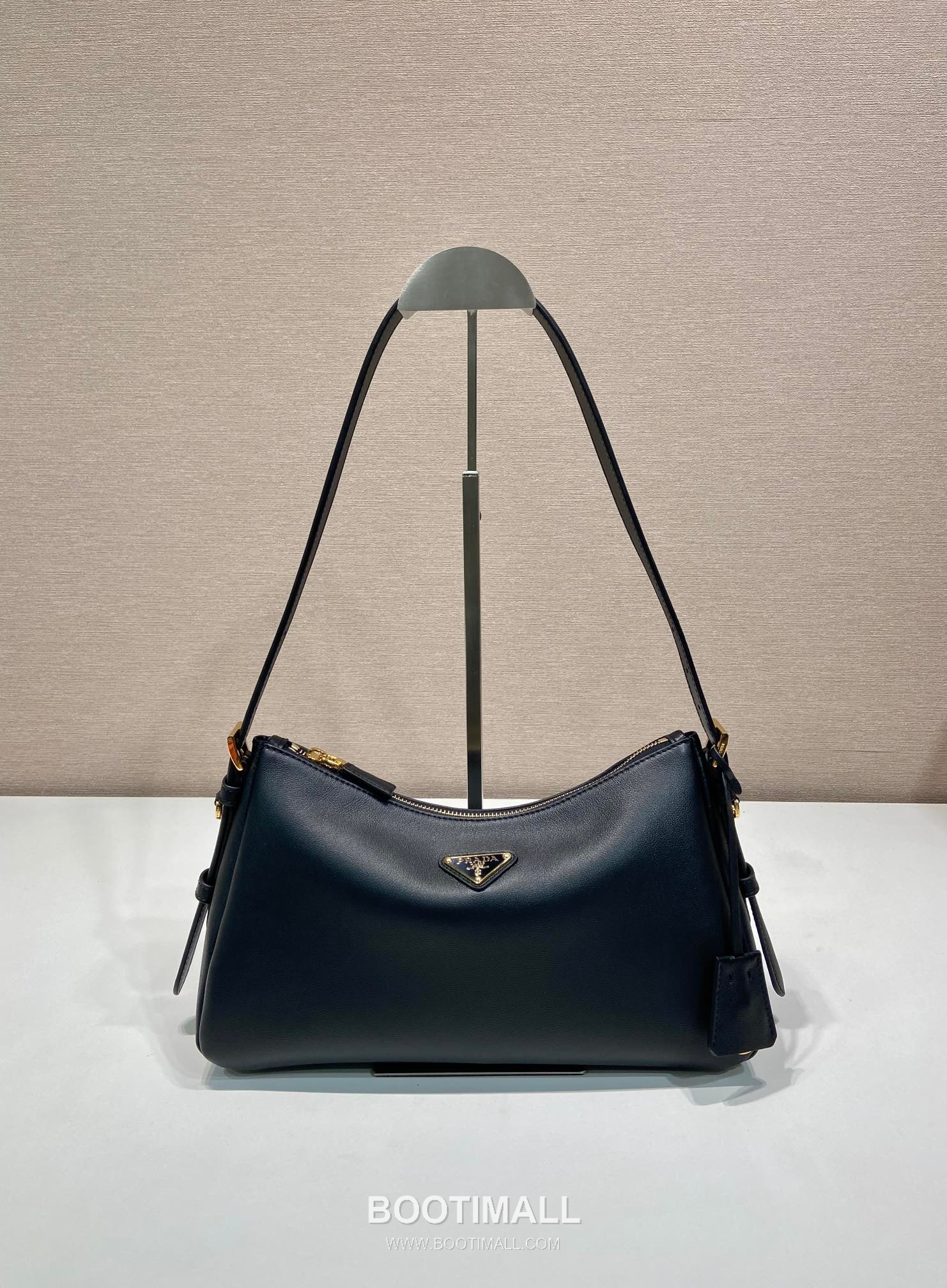 Prada Aimee Calfskin Hobo Shoulder Bag with Triangle Logo Detail 프라다 에이미 카프스킨 호보 숄더백 트라이앵글 로고 디테일 1BC229 31cm 1