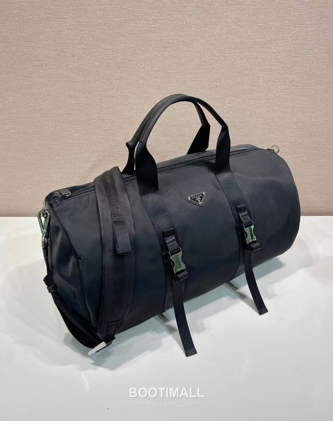 Prada Parachute Fabric Travel Duffle Bag with Dual Zip Pocket Detail 프라다 패러슈트 패브릭 트래블 더플백 듀얼 지퍼 포켓 디테일 2VC015 50cm 2