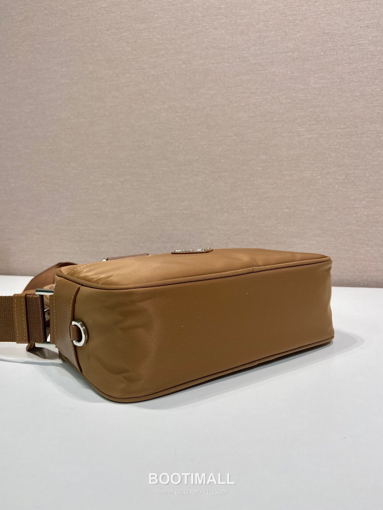 Prada Re-Nylon Calfskin Trim Multi Pouch Shoulder Bag with Detachable Mini Pouch 프라다 리나일론 카프스킨 트림 멀티 파우치 숄더백 탈부착 미니 파우치 1BC167 23cm 4