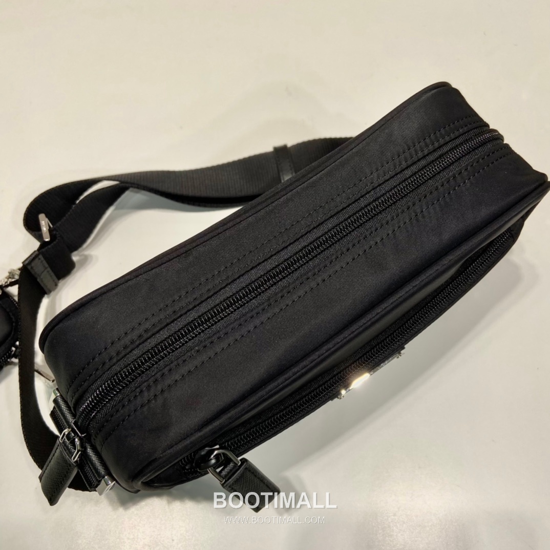 Prada Re-Nylon Calfskin Trim Multi Pouch Shoulder Bag with Detachable Mini Pouch 프라다 리나일론 카프스킨 트림 멀티 파우치 숄더백 탈부착 미니 파우치 1BC167 23cm 4