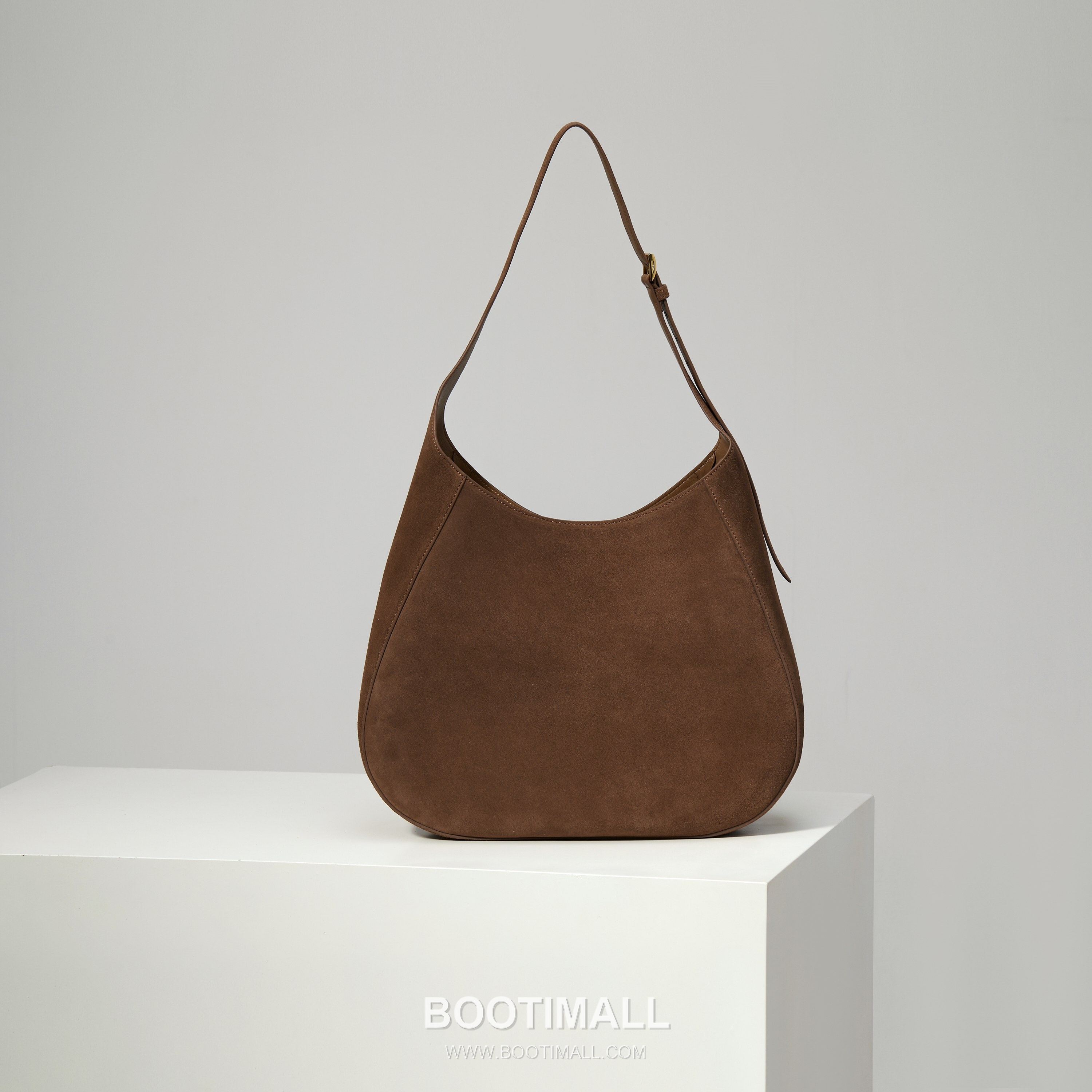 Prada Cleo Suede Leather Crossbody Bag with Shoulder Strap Detail 프라다 클레오 스웨이드 레더 크로스바디 숄더백 스트랩 디테일 1BC181 40cm 2