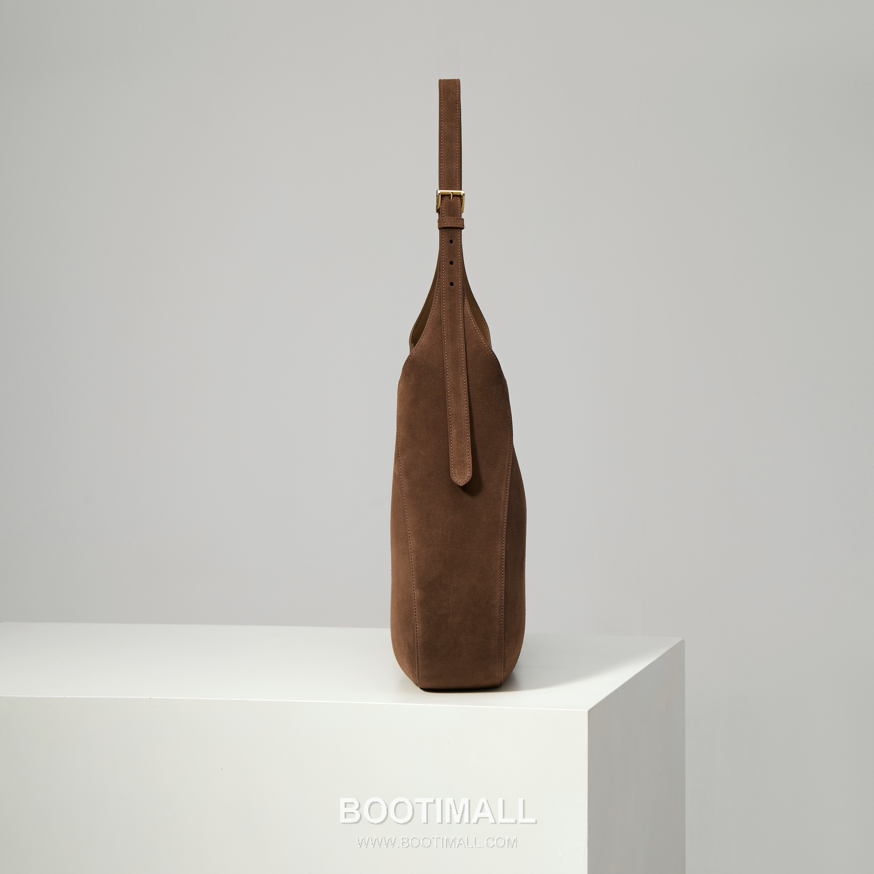 Prada Cleo Suede Leather Crossbody Bag with Shoulder Strap Detail 프라다 클레오 스웨이드 레더 크로스바디 숄더백 스트랩 디테일 1BC181 40cm 3