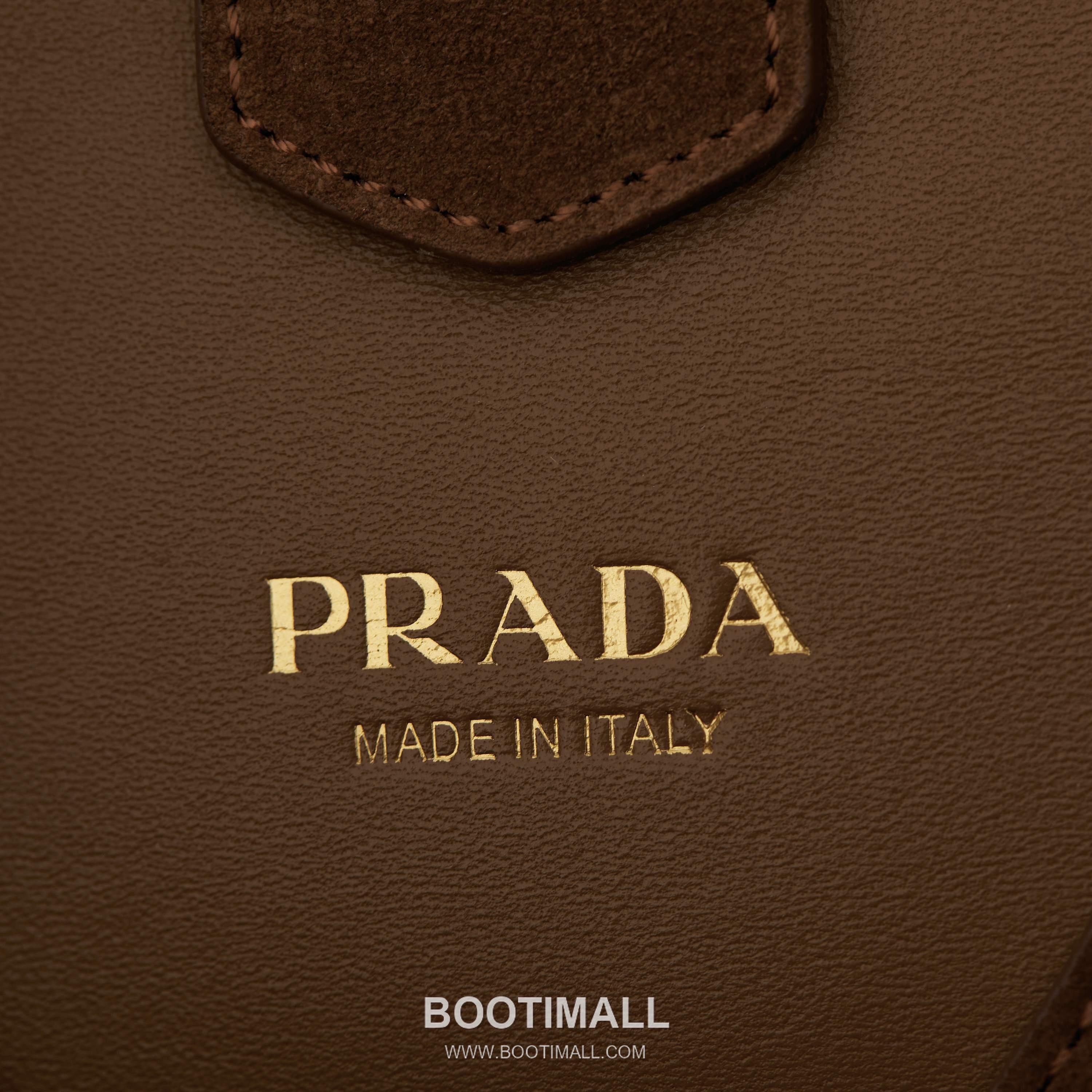 Prada Cleo Suede Leather Crossbody Bag with Shoulder Strap Detail 프라다 클레오 스웨이드 레더 크로스바디 숄더백 스트랩 디테일 1BC181 40cm 8