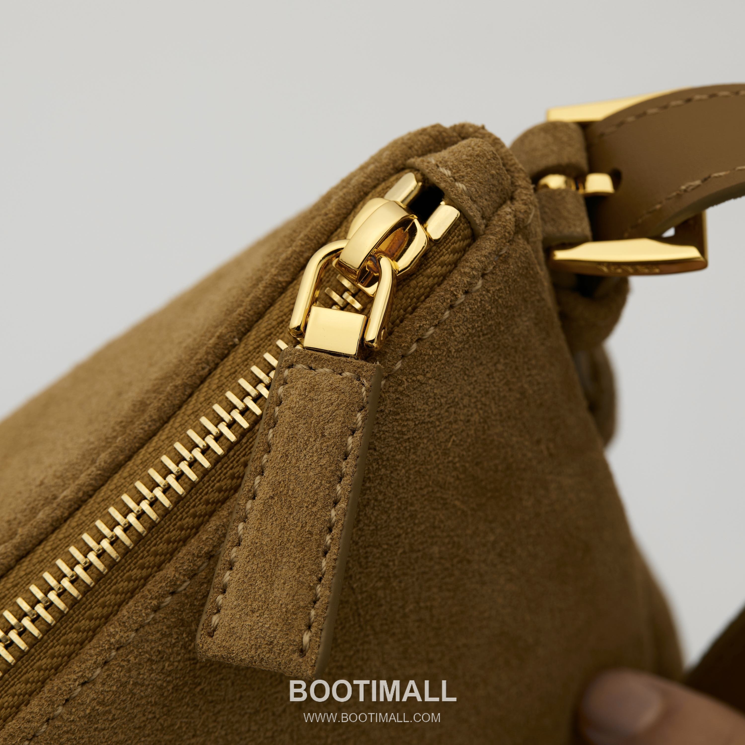 Prada Aimee Suede Leather Hobo Shoulder Bag with Zip Closure and Logo Detail 프라다 에이미 스웨이드 레더 호보 숄더백 지퍼 클로저 로고 디테일 1BC229 31cm 6