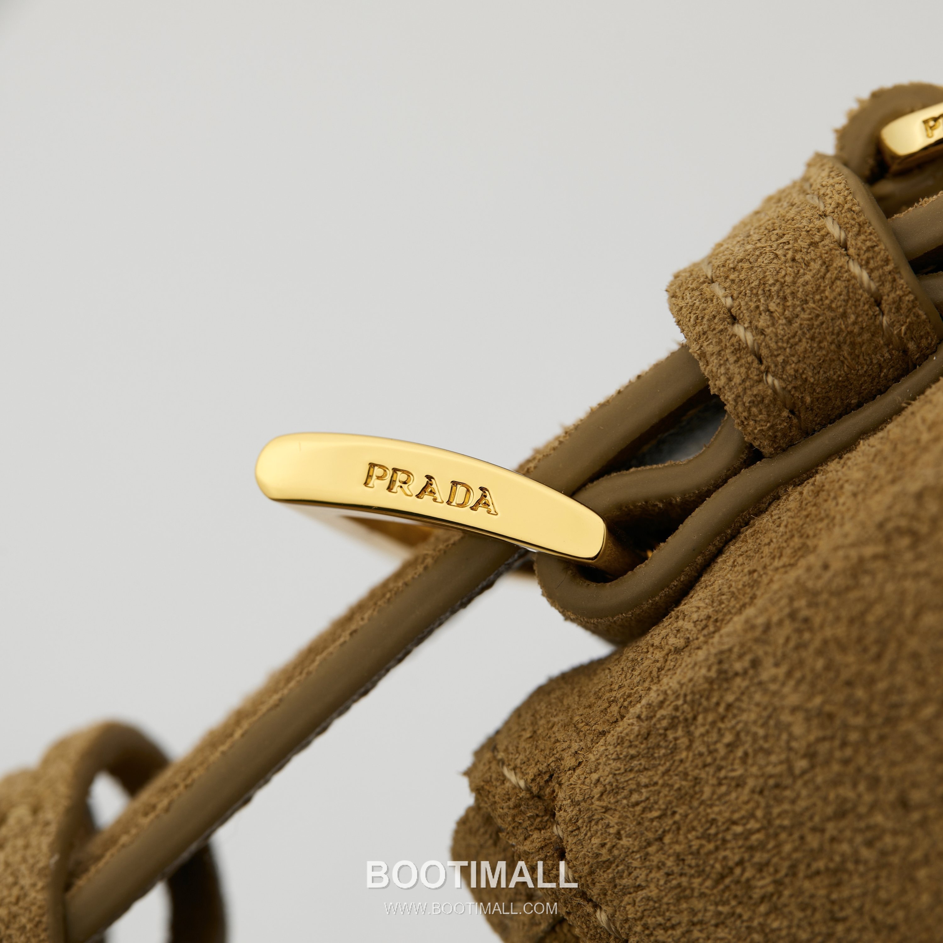 Prada Aimee Suede Leather Hobo Shoulder Bag with Zip Closure and Logo Detail 프라다 에이미 스웨이드 레더 호보 숄더백 지퍼 클로저 로고 디테일 1BC229 31cm 7