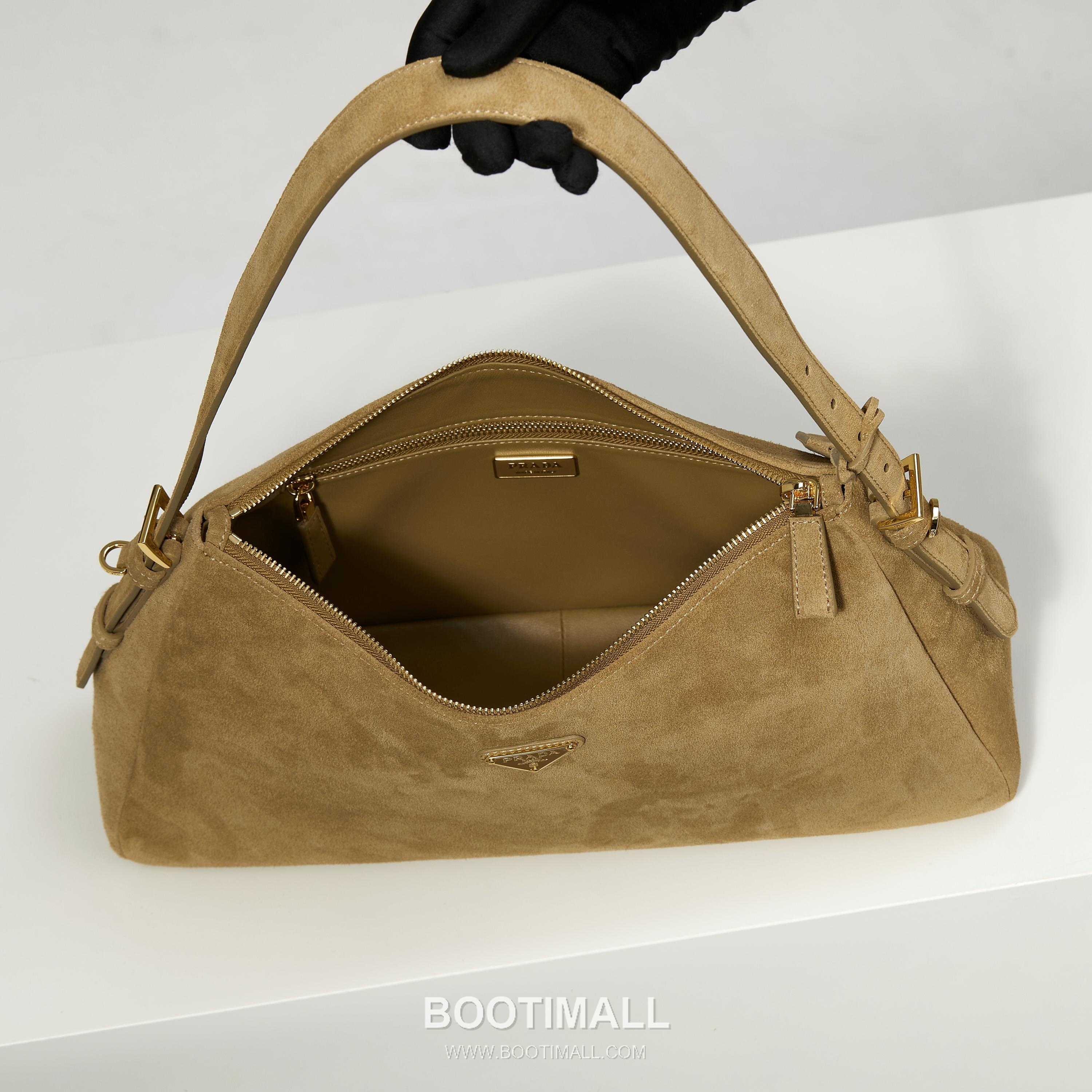 Prada Aimee Suede Leather Hobo Shoulder Bag with Zip Closure and Keyring Detail 프라다 에이미 스웨이드 레더 호보 숄더백 지퍼 클로저 키링 디테일 1BC228 39cm 9