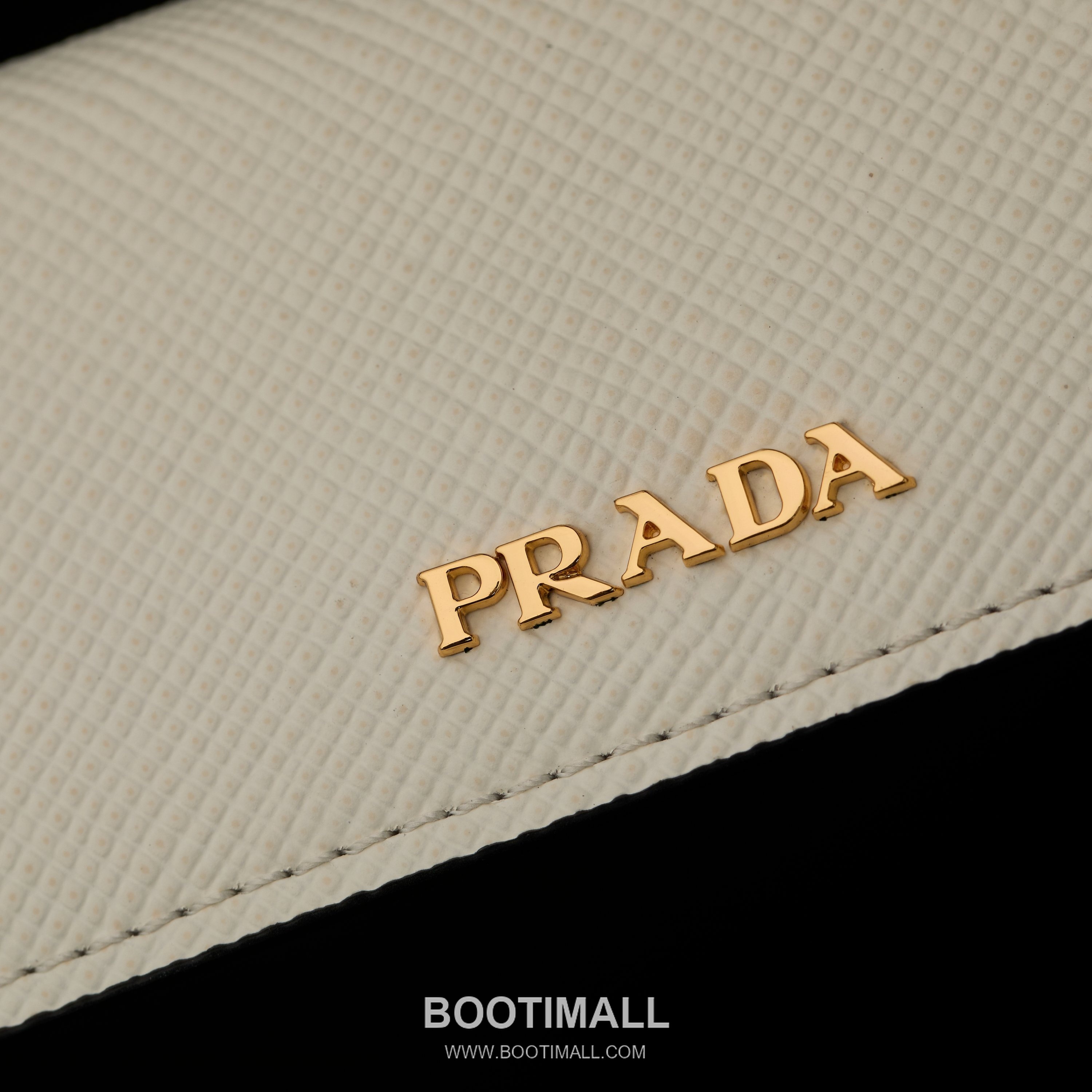 Prada Crossgrain Calfskin Tote Bag with Contrast Leather Interior and Top Handle Detail 프라다 크로스그레인 카프스킨 토트백 콘트라스트 레더 내부 탑핸들 디테일 1BG775 33cm 8