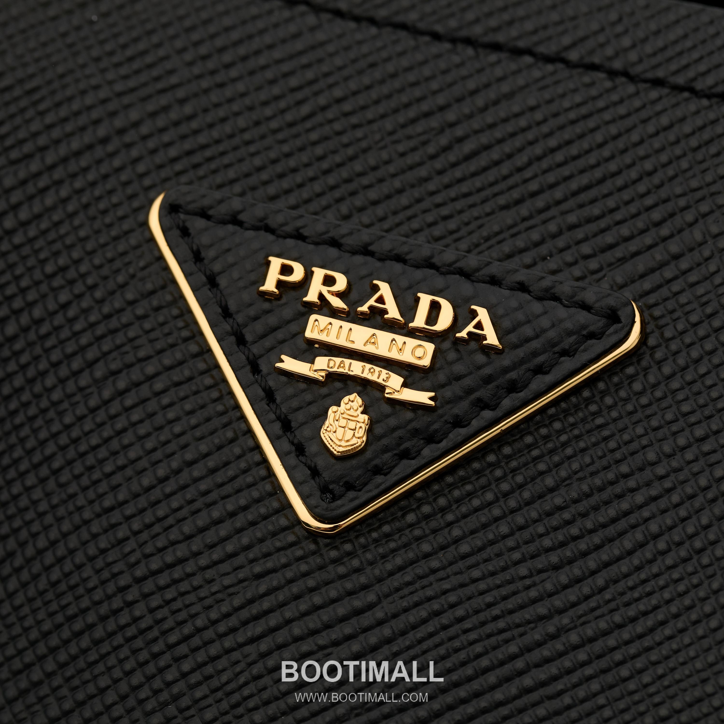 Prada Crossgrain Calfskin Tote Bag with Contrast Leather Interior and Top Handle Detail 프라다 크로스그레인 카프스킨 토트백 콘트라스트 레더 내부 탑핸들 디테일 1BG775 33cm 5