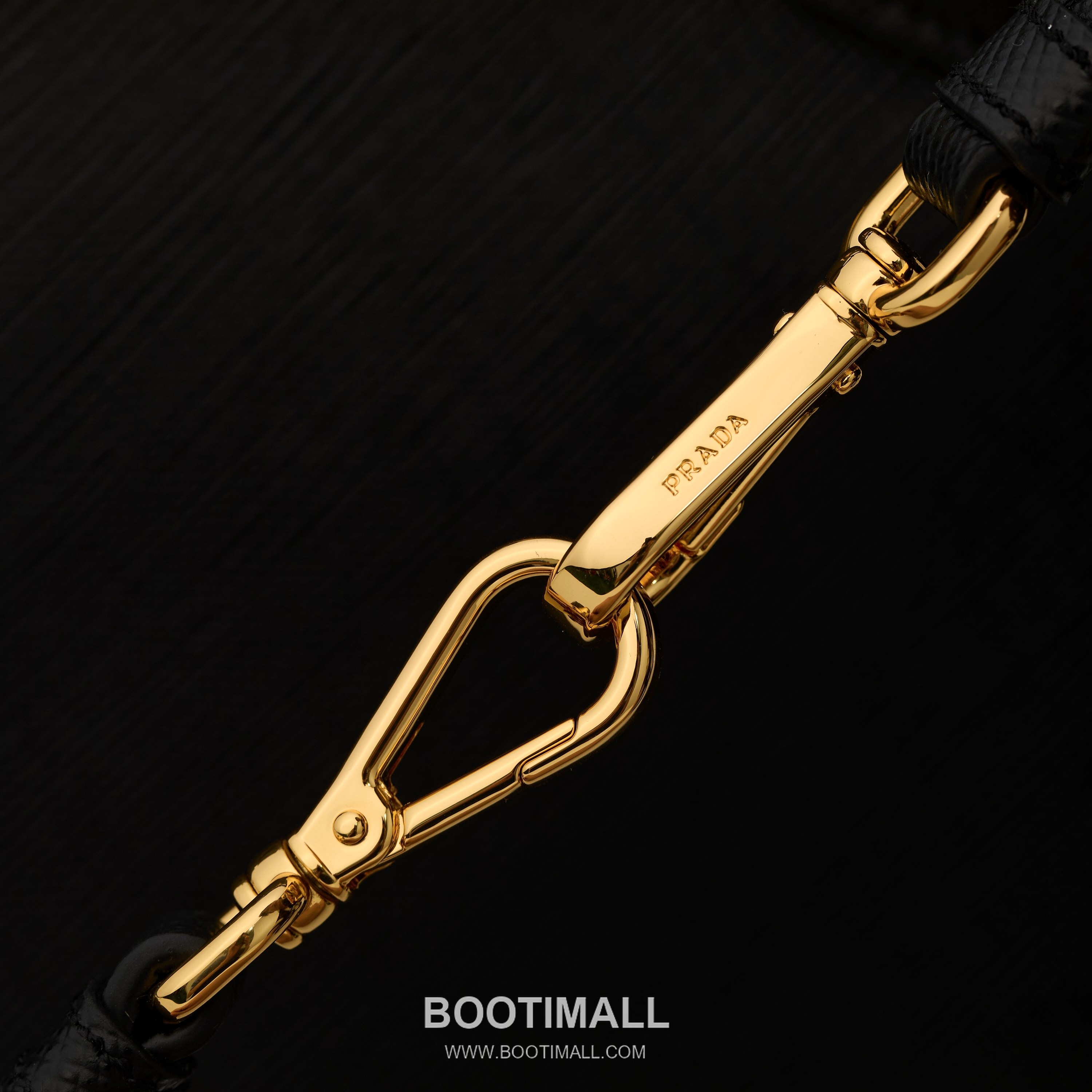 Prada Crossgrain Calfskin Tote Bag with Contrast Leather Interior and Top Handle Detail 프라다 크로스그레인 카프스킨 토트백 콘트라스트 레더 내부 탑핸들 디테일 1BG775 33cm 7