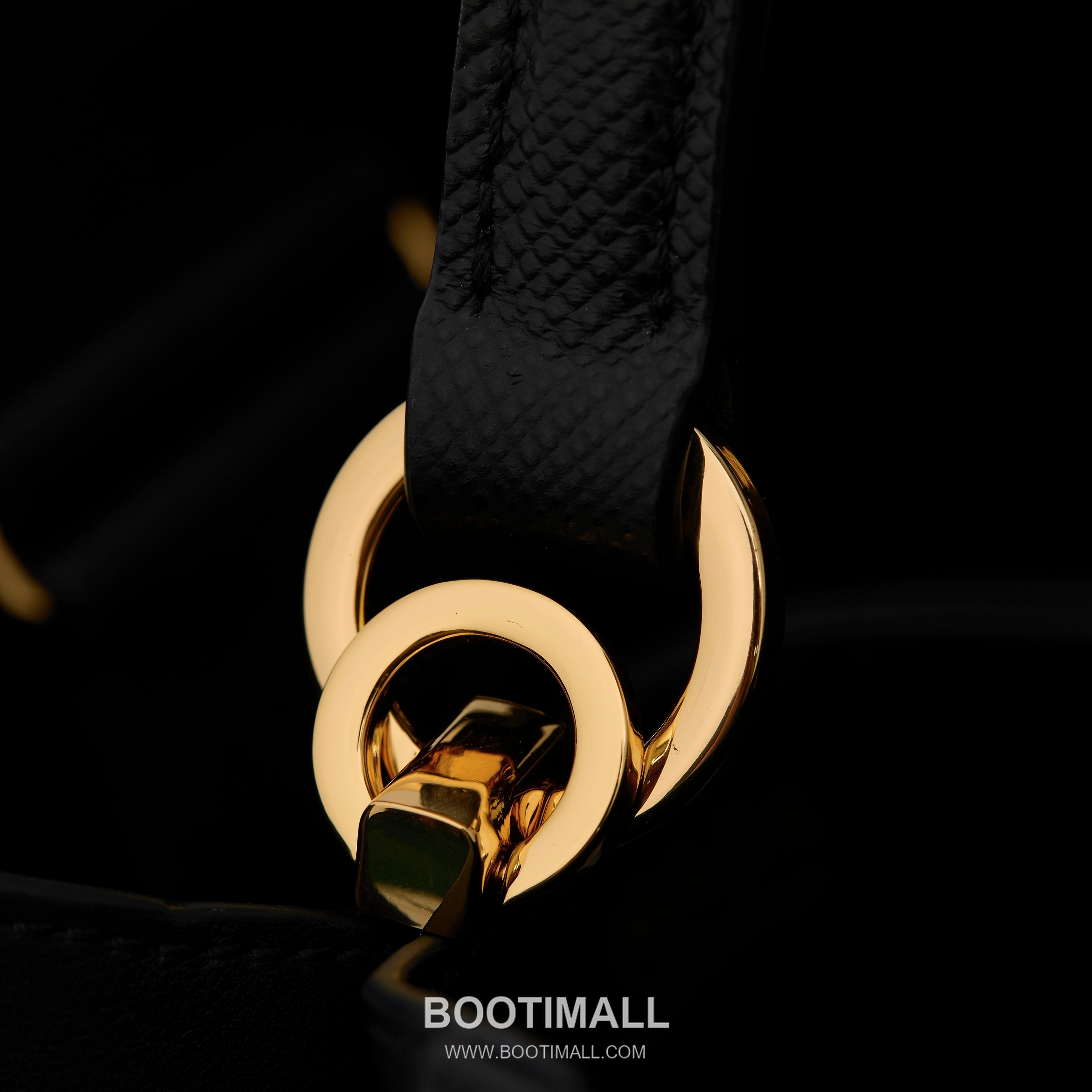 Prada Saffiano Leather Bucket Bag with Detachable Strap Name Tag and Triangle Logo Detail 프라다 사피아노 가죽 버킷백 탈부착 스트랩 네임태그 트라이앵글 로고 디테일 1BA212 22cm 6