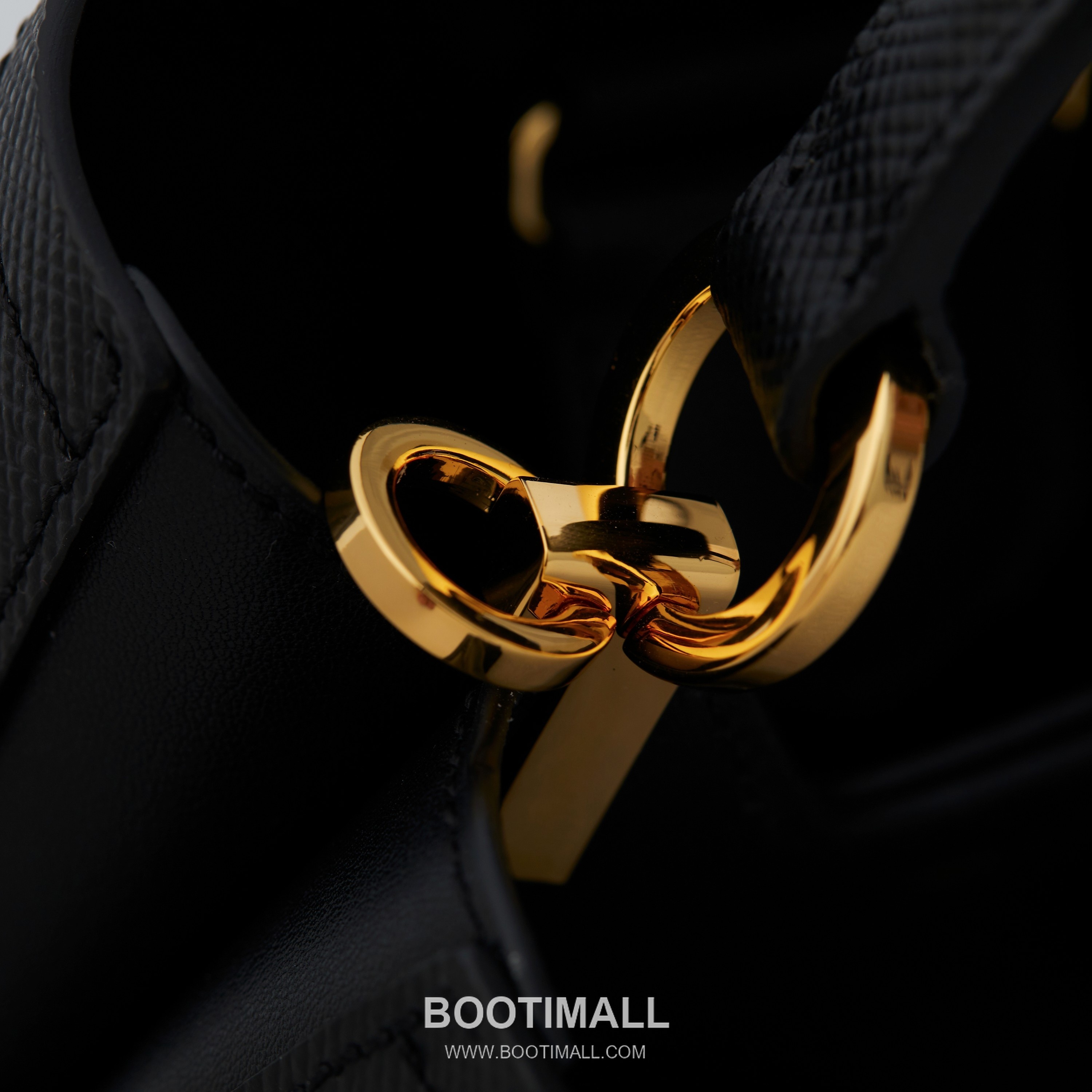 Prada Saffiano Leather Double Mini Bag with Magnetic Closure Name Tag and Triangle Logo Detail 프라다 사피아노 가죽 더블 미니백 마그네틱 클로저 네임태그 트라이앵글 로고 디테일 1BA217 17cm 7