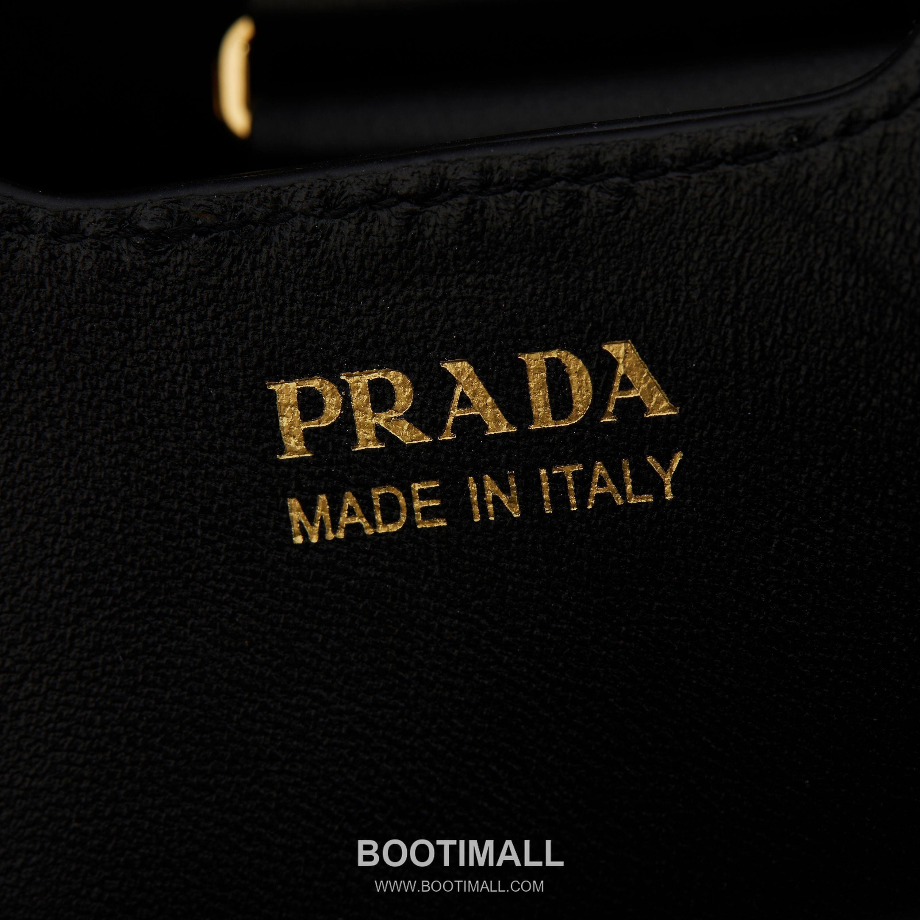 Prada Saffiano Leather Double Mini Bag with Magnetic Closure Name Tag and Triangle Logo Detail 프라다 사피아노 가죽 더블 미니백 마그네틱 클로저 네임태그 트라이앵글 로고 디테일 1BA217 17cm 8