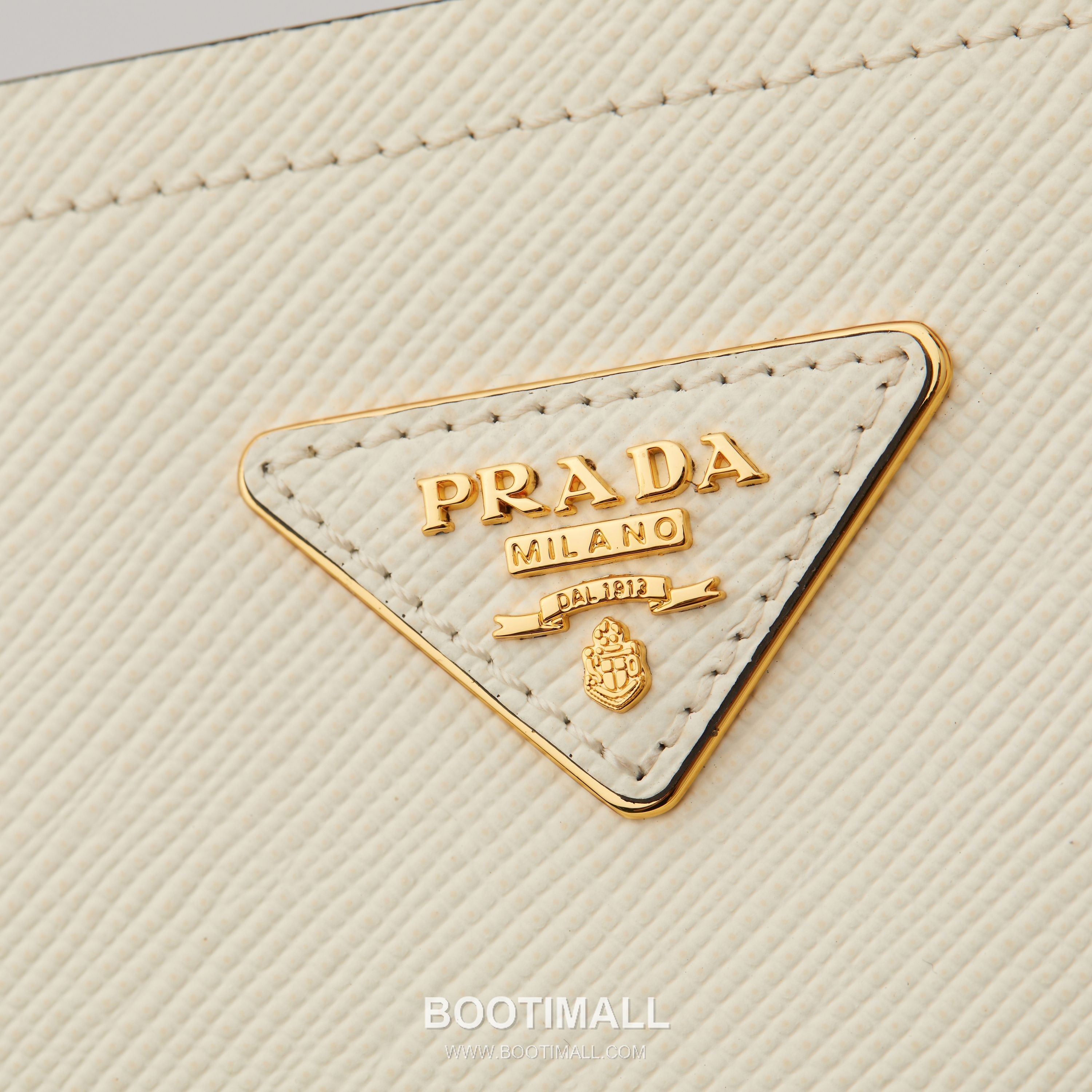 Prada Saffiano Leather Double Mini Bag with Magnetic Closure Name Tag and Triangle Logo Detail 프라다 사피아노 가죽 더블 미니백 마그네틱 클로저 네임태그 트라이앵글 로고 디테일 1BA217 17cm 5