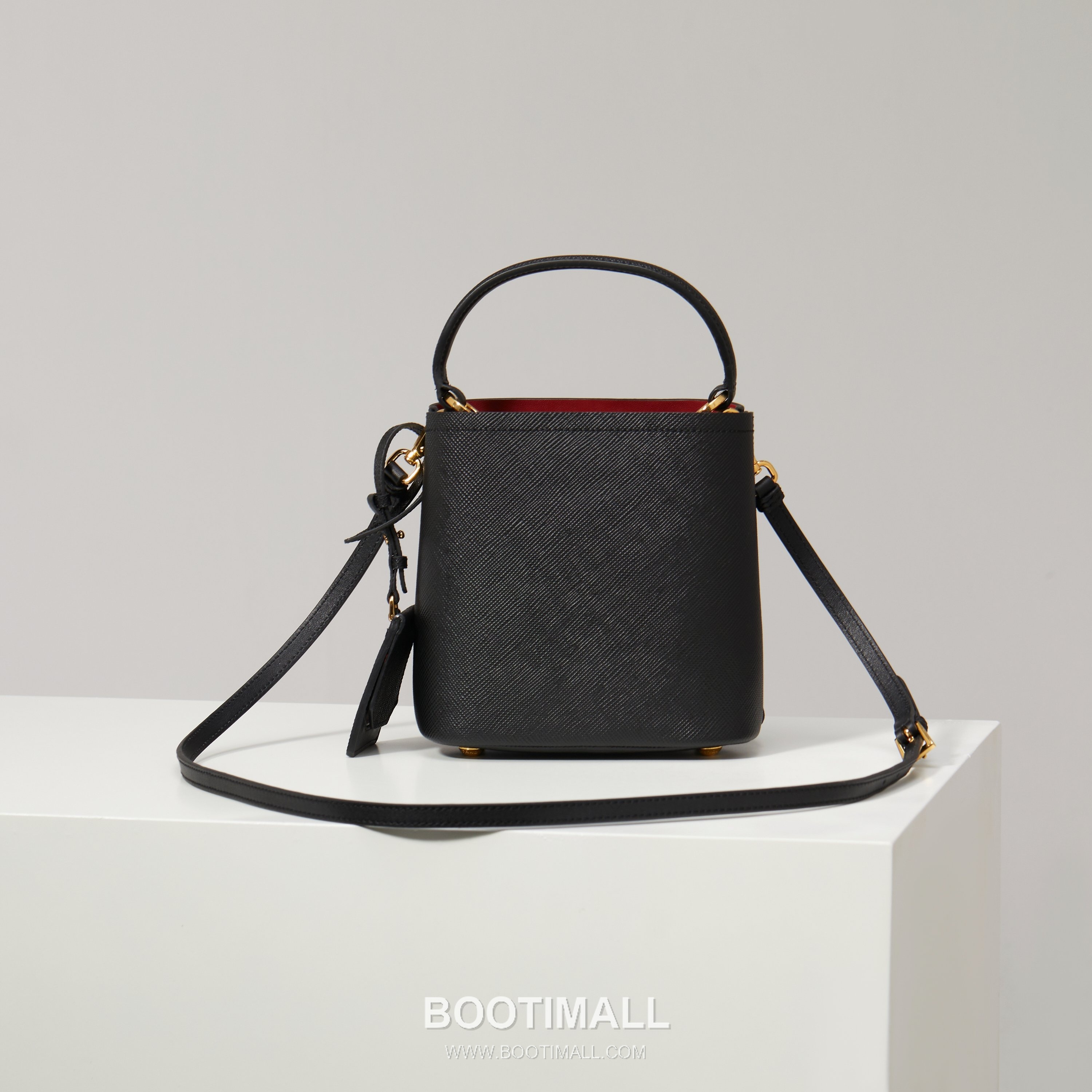 Prada Saffiano Leather Double Mini Bag with Magnetic Closure Name Tag and Triangle Logo Detail 프라다 사피아노 가죽 더블 미니백 마그네틱 클로저 네임태그 트라이앵글 로고 디테일 1BA217 17cm 2