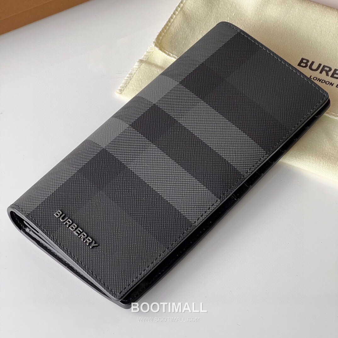 Burberry London Check Grained Calfskin Bi-Fold Wallet with B Logo Detail 버버리 런던 체크 그레인 송아지 가죽 반지갑 B 로고 785132 19cm 3