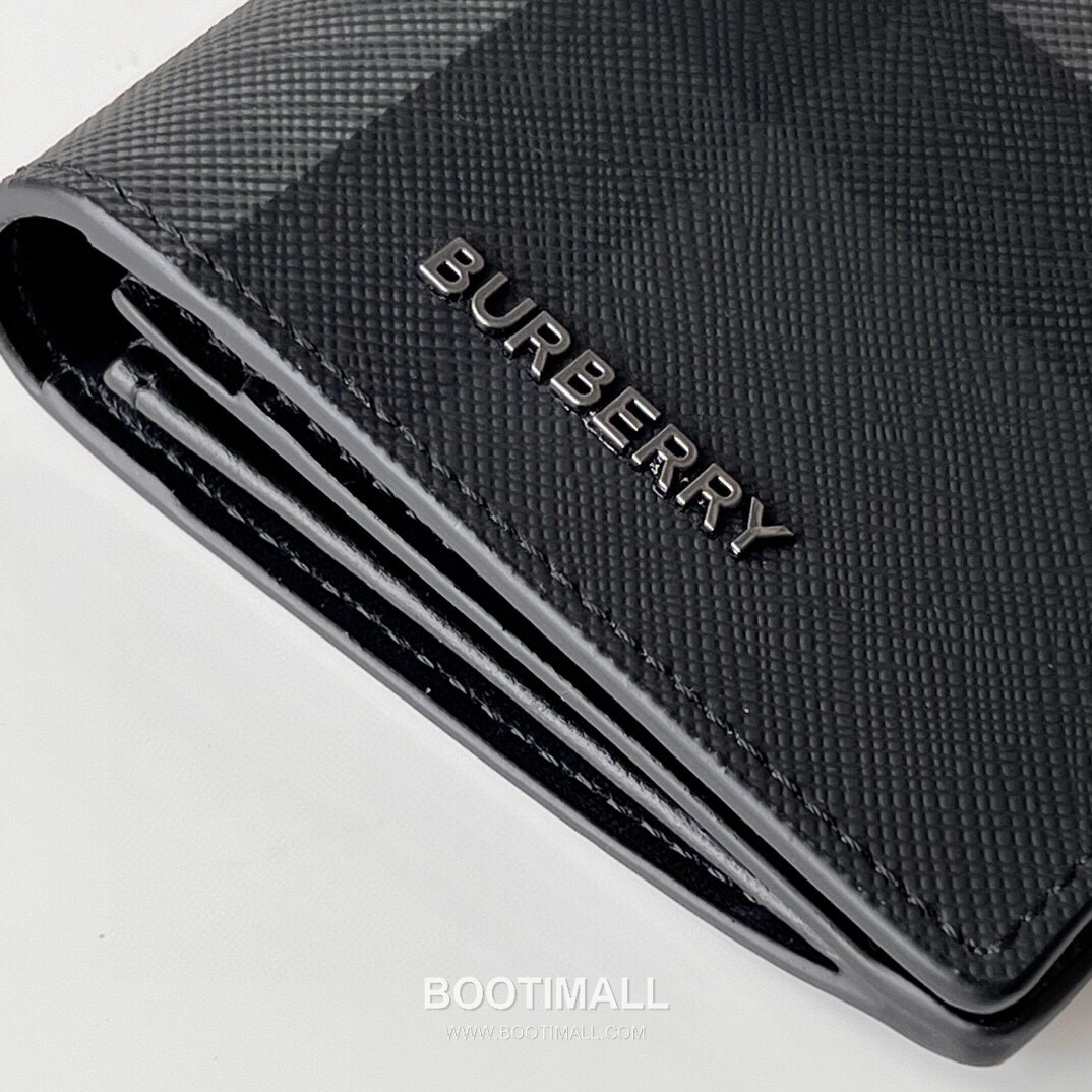 Burberry London Check Grained Calfskin Bi-Fold Wallet with B Logo Detail 버버리 런던 체크 그레인 송아지 가죽 반지갑 B 로고 785132 19cm 4