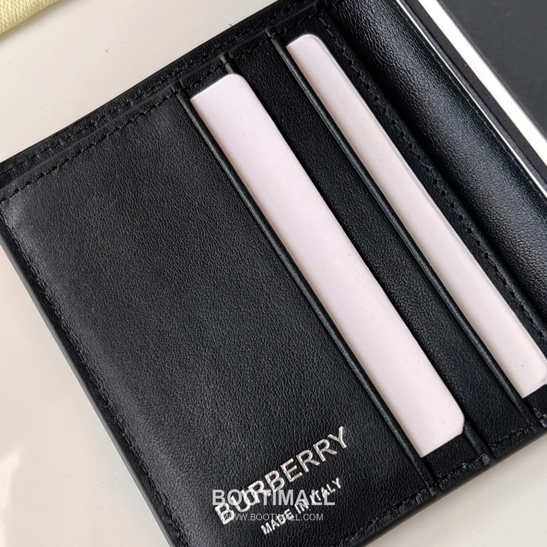 Burberry London Check Grained Calfskin Compact Bi-Fold Wallet with B Logo Detail 버버리 런던 체크 그레인 송아지 가죽 컴팩트 반지갑 B 로고 108129 9cm 7