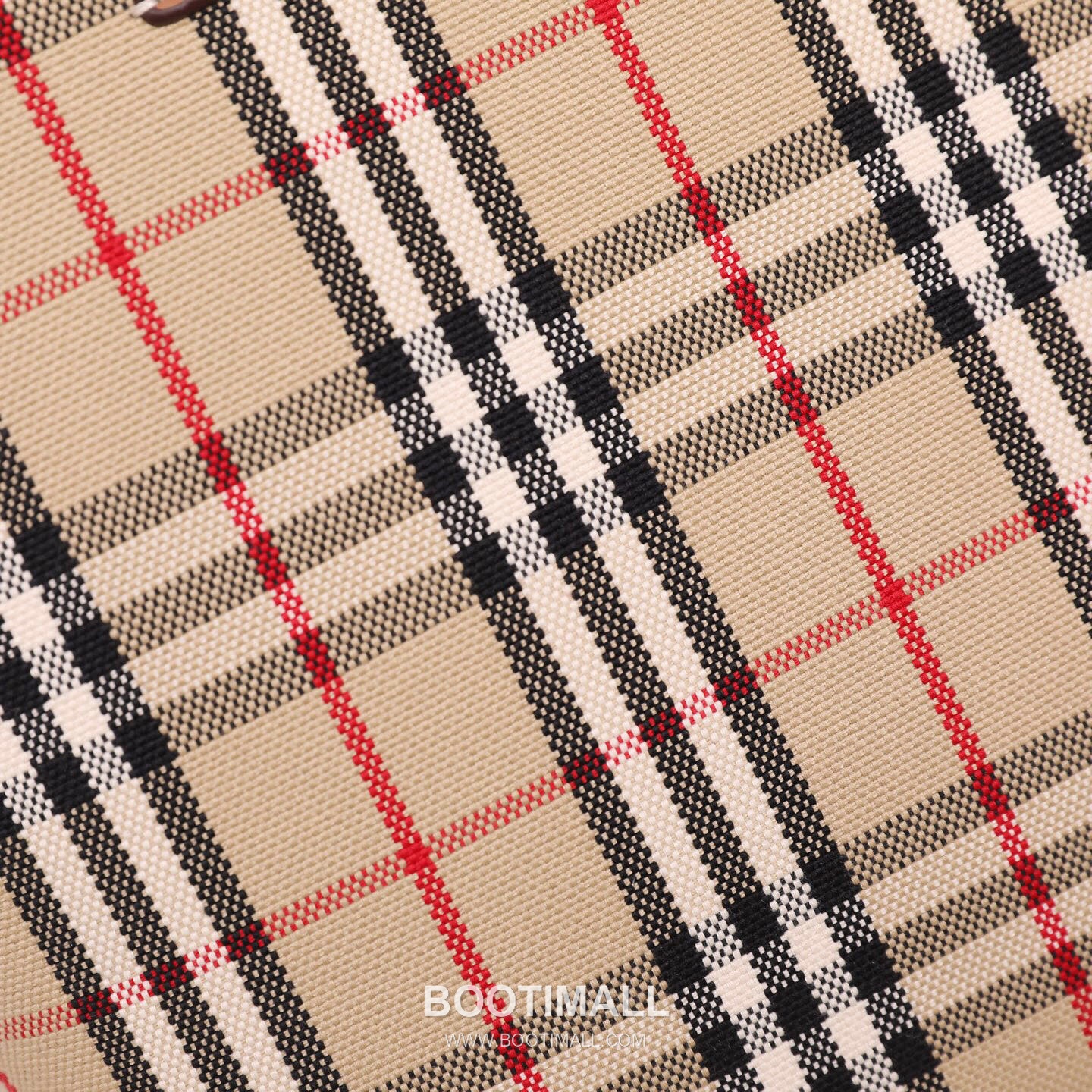 Burberry Reversible Canvas Tote Shopping Bag with Double Side Design 버버리 리버서블 캔버스 토트 쇼핑백 더블 사이드 121165 51.3cm 8