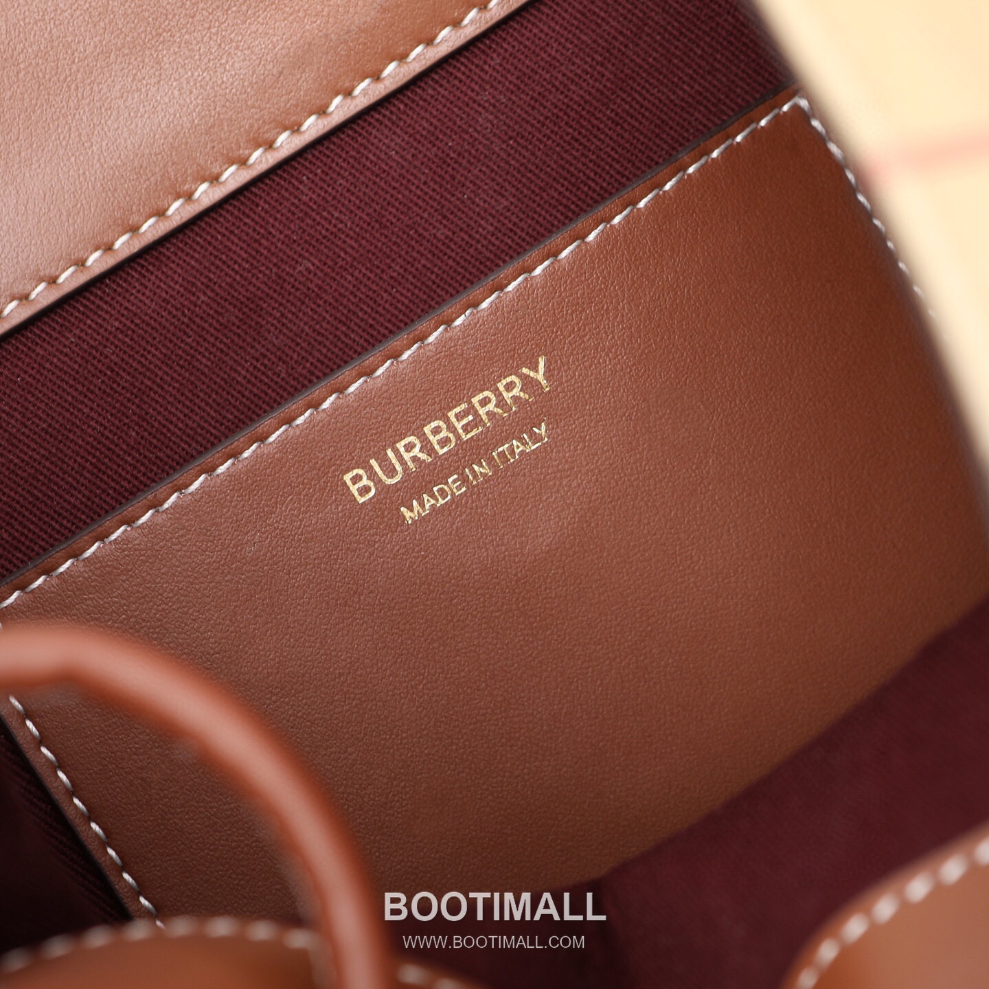 Burberry Birch Brown Check Canvas Bucket Bag with Leather Trim Detail 버버리 버치 브라운 체크 캔버스 버킷백 가죽 트림 070160 26cm 8