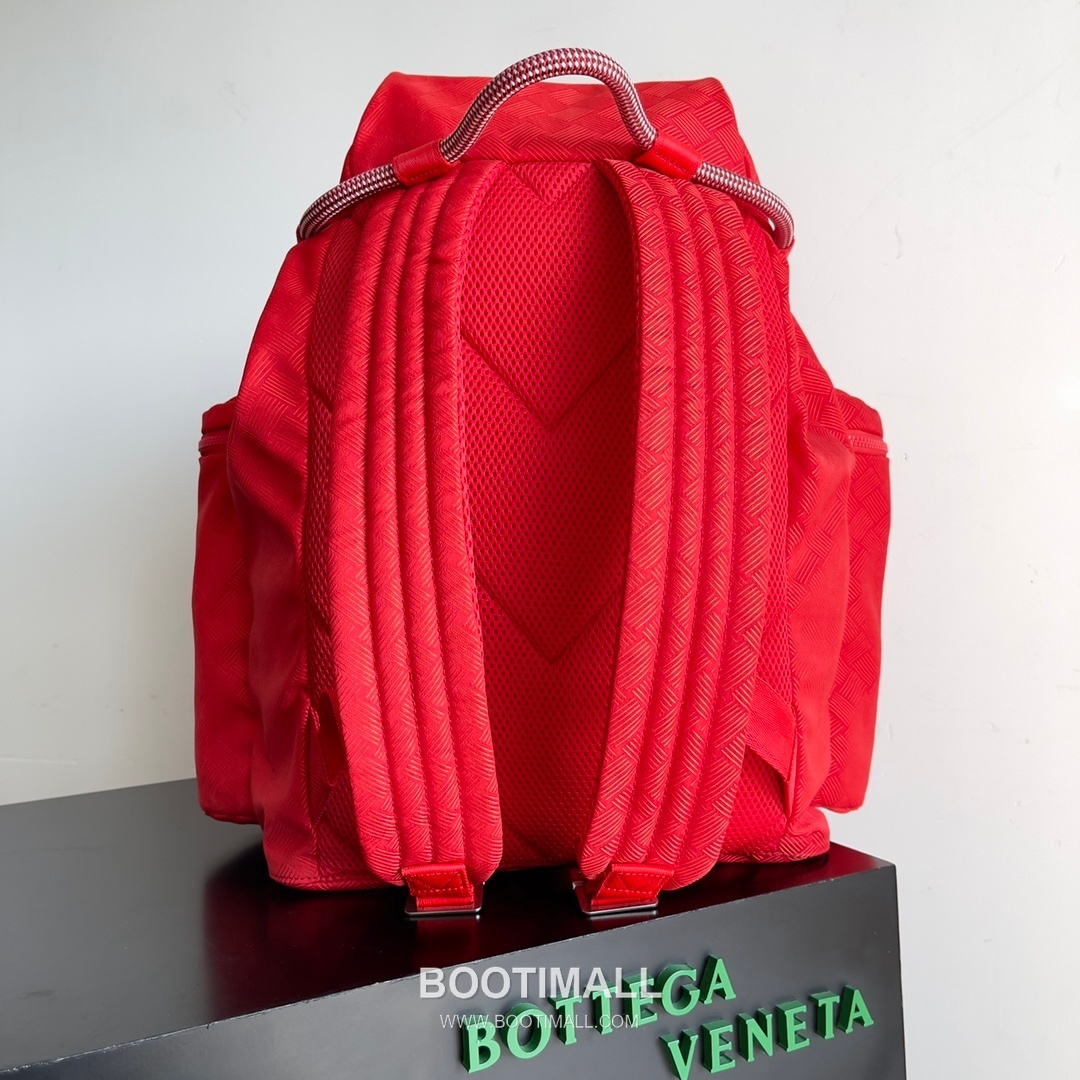 Prada Alto Jacquard Nylon Backpack with Lightweight Outdoor Design 프라다 알토 자카드 나일론 백팩 경량 아웃도어 42cm 2