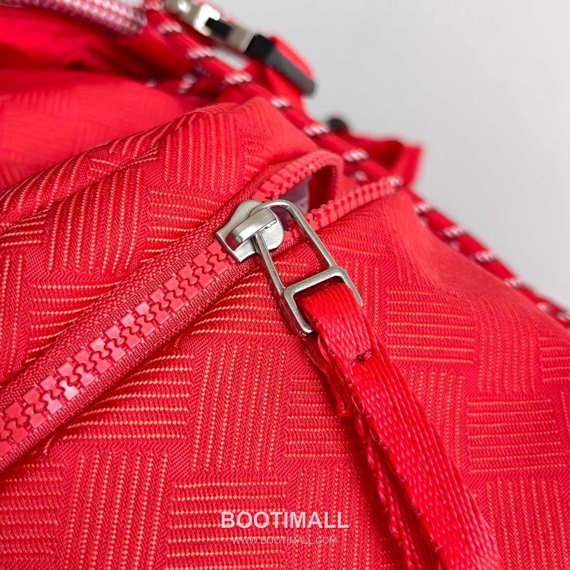 Prada Alto Jacquard Nylon Backpack with Lightweight Outdoor Design 프라다 알토 자카드 나일론 백팩 경량 아웃도어 42cm 5