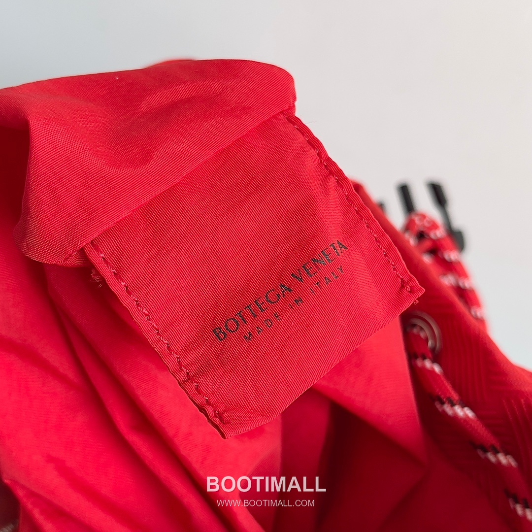 Prada Alto Jacquard Nylon Backpack with Lightweight Outdoor Design 프라다 알토 자카드 나일론 백팩 경량 아웃도어 42cm 8