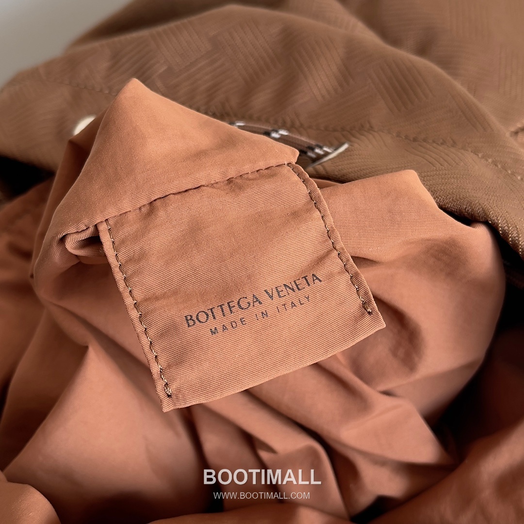 Prada Alto Jacquard Nylon Backpack with Lightweight Outdoor Design 프라다 알토 자카드 나일론 백팩 경량 아웃도어 42cm 8